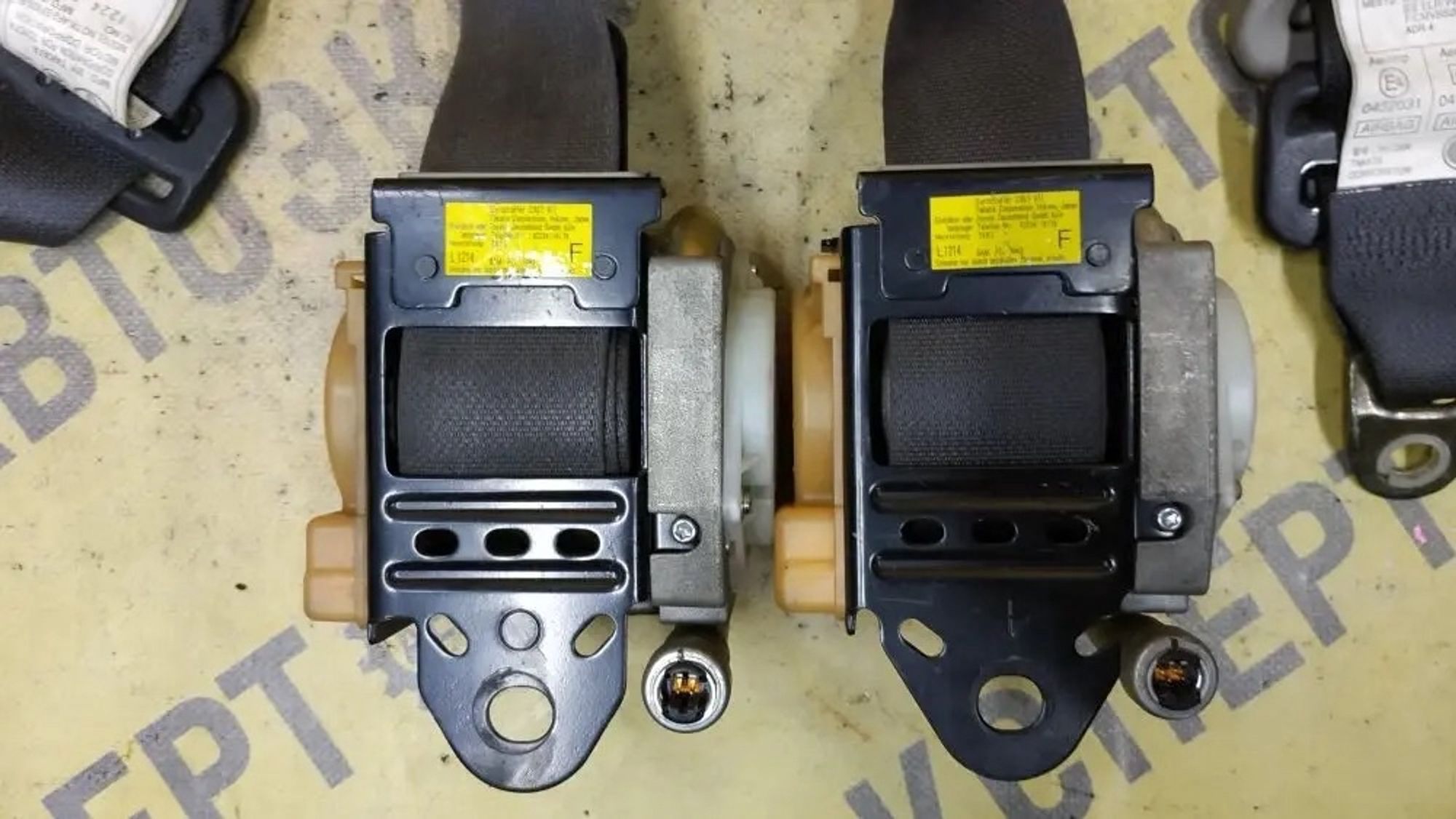 https://ycs.partsauto.market/partsauto-images/thmbs/userImages/87497919e31020c6b1c735431d06908a/part/d344fe0e-4b0c-496e-b377-11f45fb37161_1780814095289.jpg