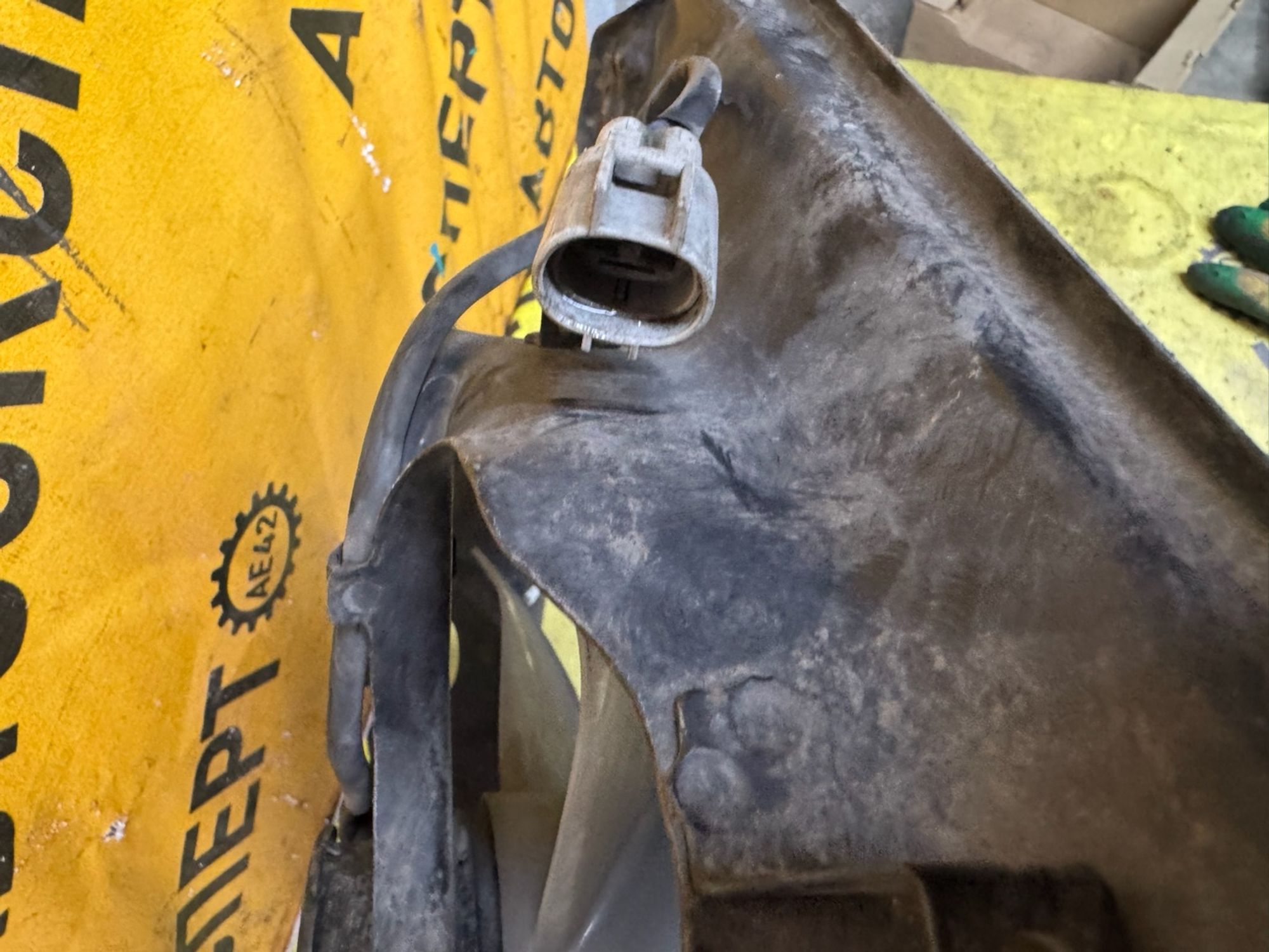 https://ycs.partsauto.market/partsauto-images/thmbs/userImages/87497919e31020c6b1c735431d06908a/part/d38a3440-ad0f-4d33-8aa1-c3683df16ae1_1787632706490.jpg