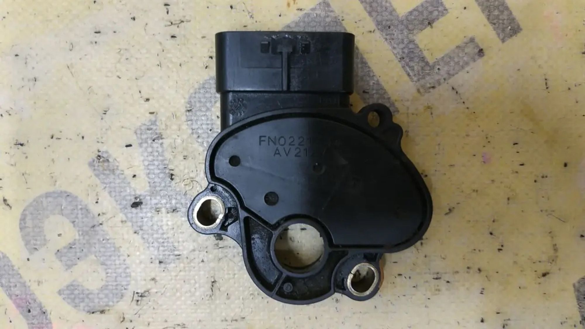 https://ycs.partsauto.market/partsauto-images/thmbs/userImages/87497919e31020c6b1c735431d06908a/part/d5b6a4b9-be1e-469a-aee8-4472699b6213_1782716373860.jpg