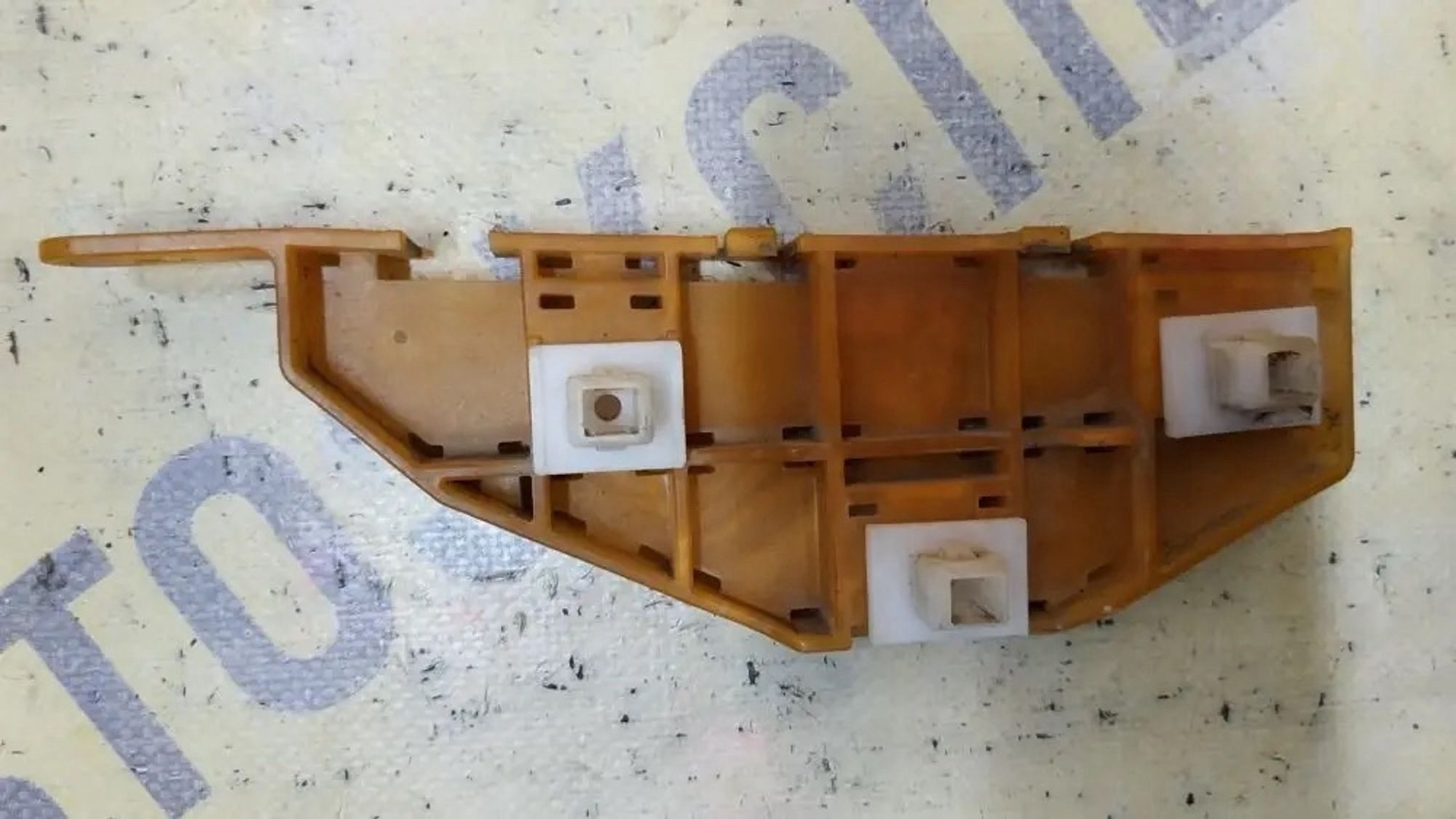 https://ycs.partsauto.market/partsauto-images/thmbs/userImages/87497919e31020c6b1c735431d06908a/part/d735ae53-22a2-47a3-a3a0-16cd618aea04_1778053033975.jpg