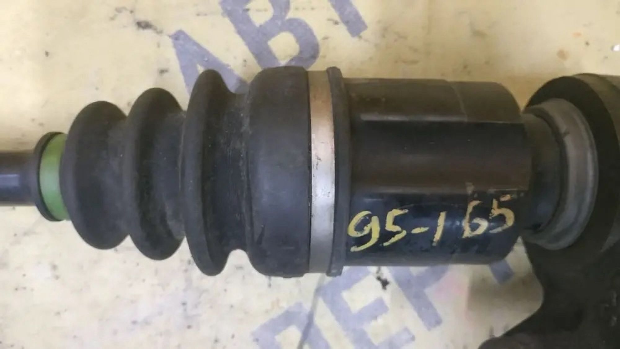 https://ycs.partsauto.market/partsauto-images/thmbs/userImages/87497919e31020c6b1c735431d06908a/part/db85aa59-320d-47ce-a1b9-10a684661a71_1779781658383.jpg