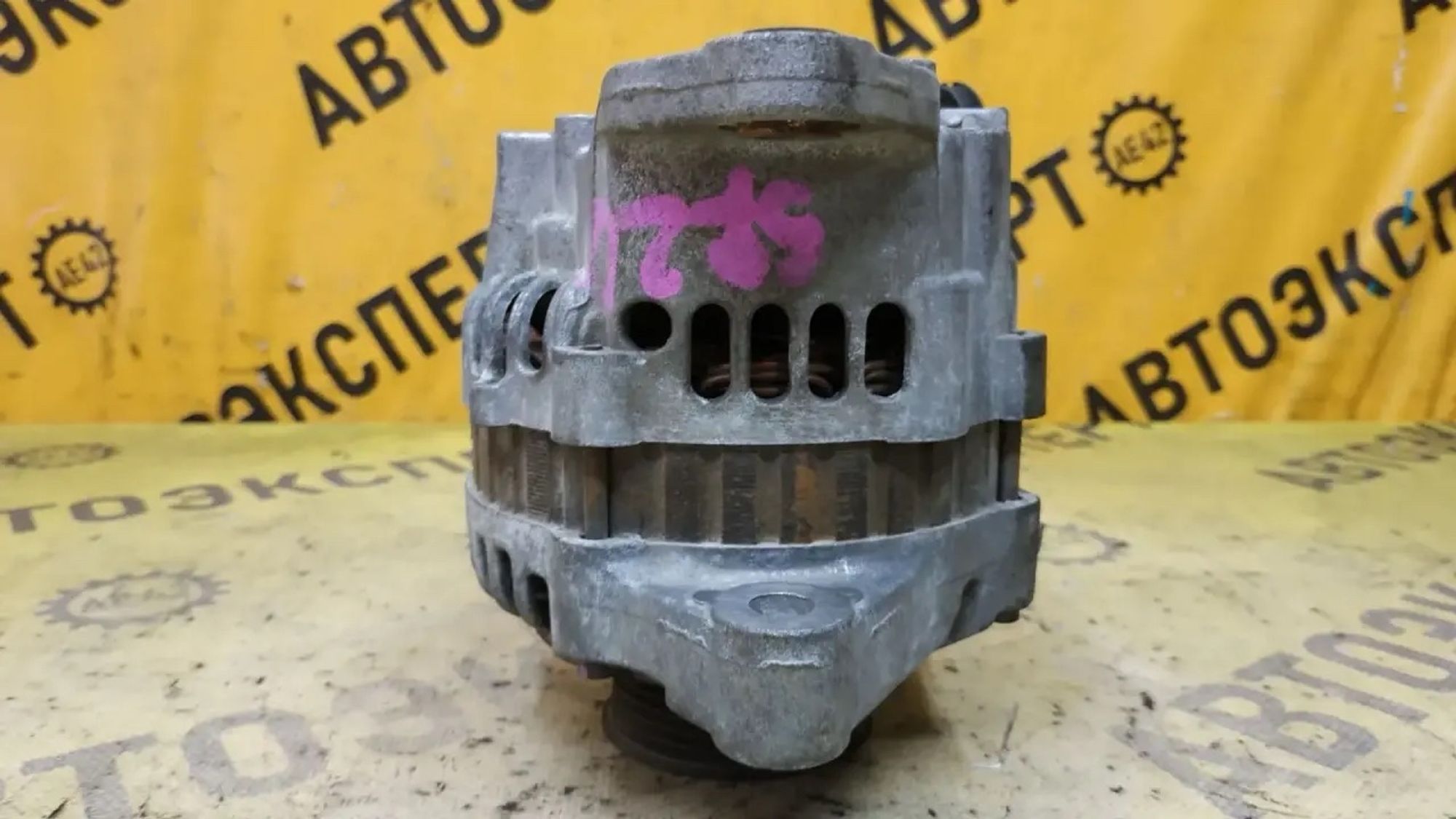 https://ycs.partsauto.market/partsauto-images/thmbs/userImages/87497919e31020c6b1c735431d06908a/part/dcb9461a-cf58-44ef-b891-12edc932febd_1786090641082.jpg