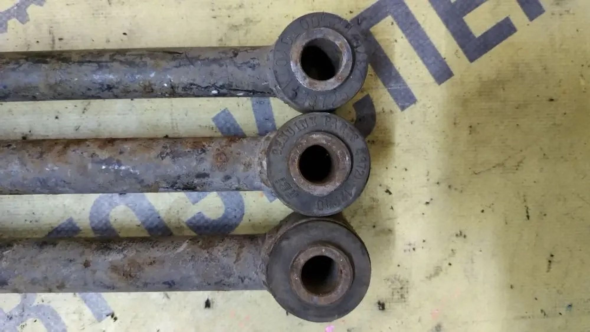 https://ycs.partsauto.market/partsauto-images/thmbs/userImages/87497919e31020c6b1c735431d06908a/part/de9c5d19-cc54-4bac-8a3e-15377419ce7c_1780925542263.jpg