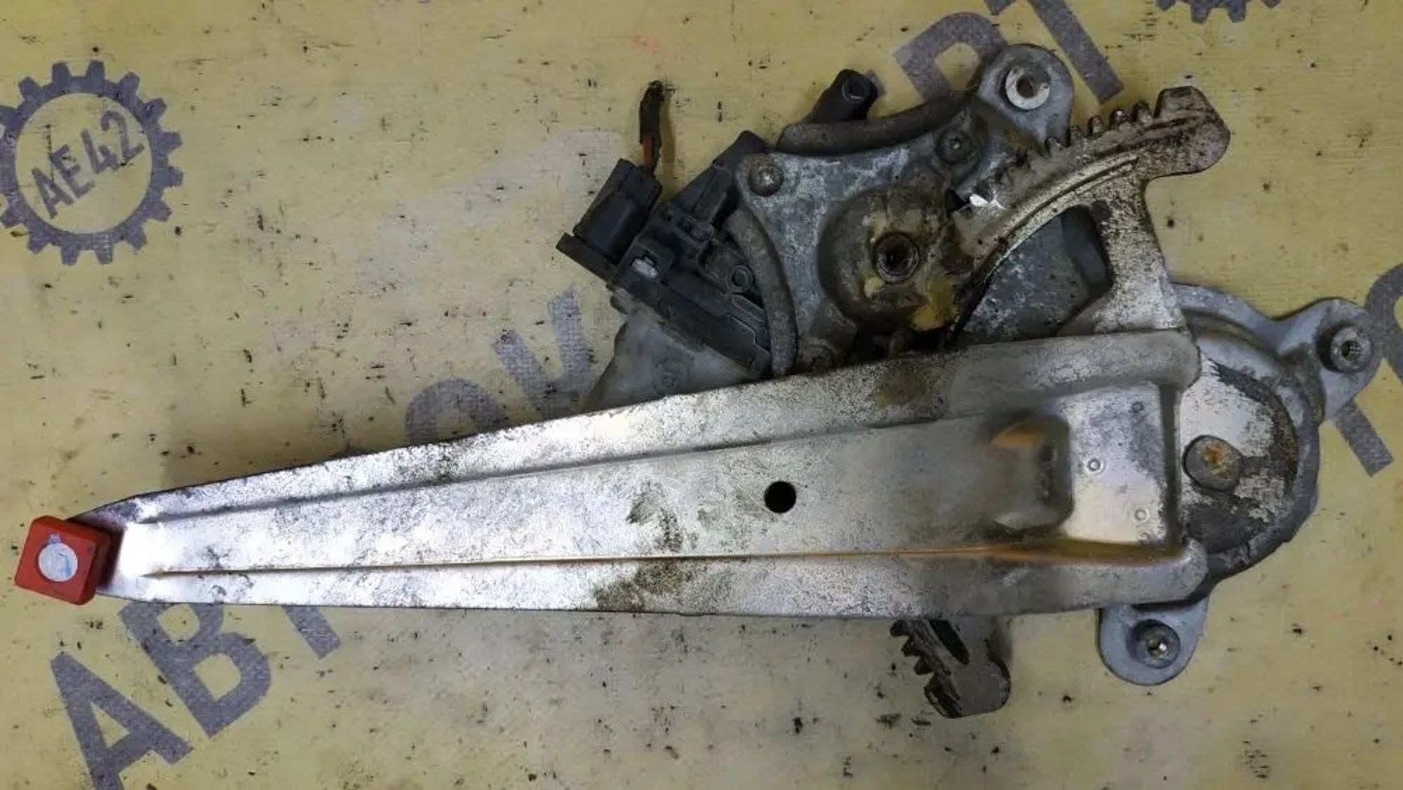 https://ycs.partsauto.market/partsauto-images/thmbs/userImages/87497919e31020c6b1c735431d06908a/part/dff3e40f-2bd0-4ed7-8f63-90e2680bb864_1778210280604.jpg