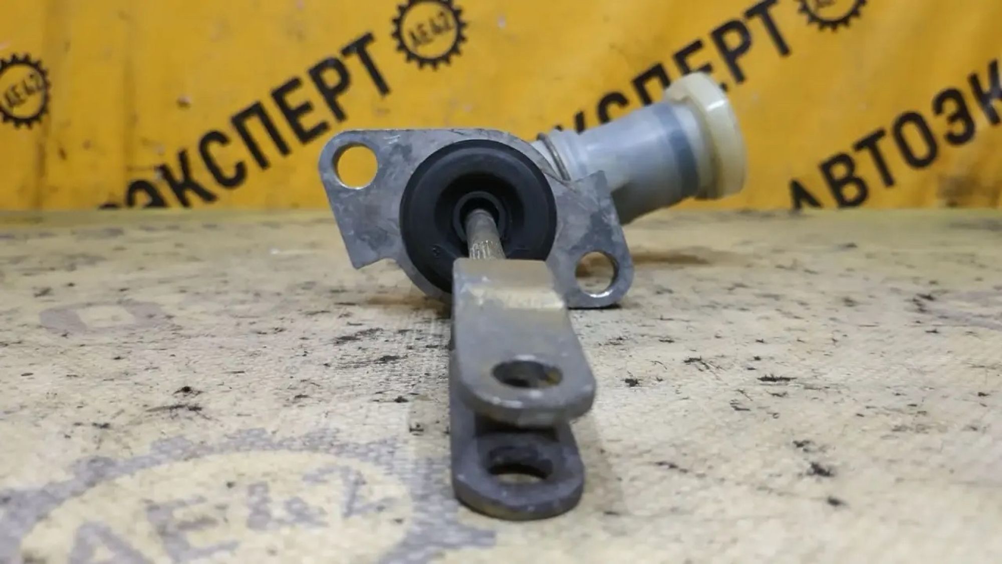 https://ycs.partsauto.market/partsauto-images/thmbs/userImages/87497919e31020c6b1c735431d06908a/part/e627546b-b8ce-449d-83b8-1b52d24e315d_1788613544368.jpg