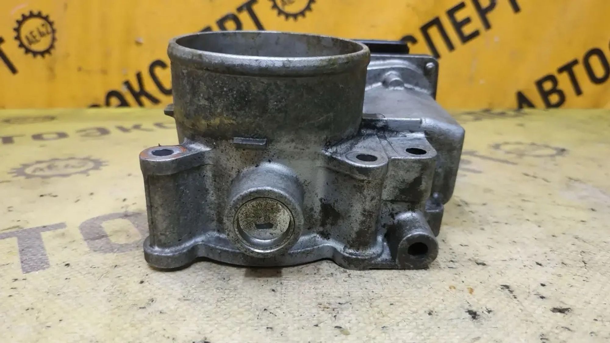 https://ycs.partsauto.market/partsauto-images/thmbs/userImages/87497919e31020c6b1c735431d06908a/part/e792c6dd-2a26-4484-b6e4-d0eb4f96aac1_1781596423577.jpg