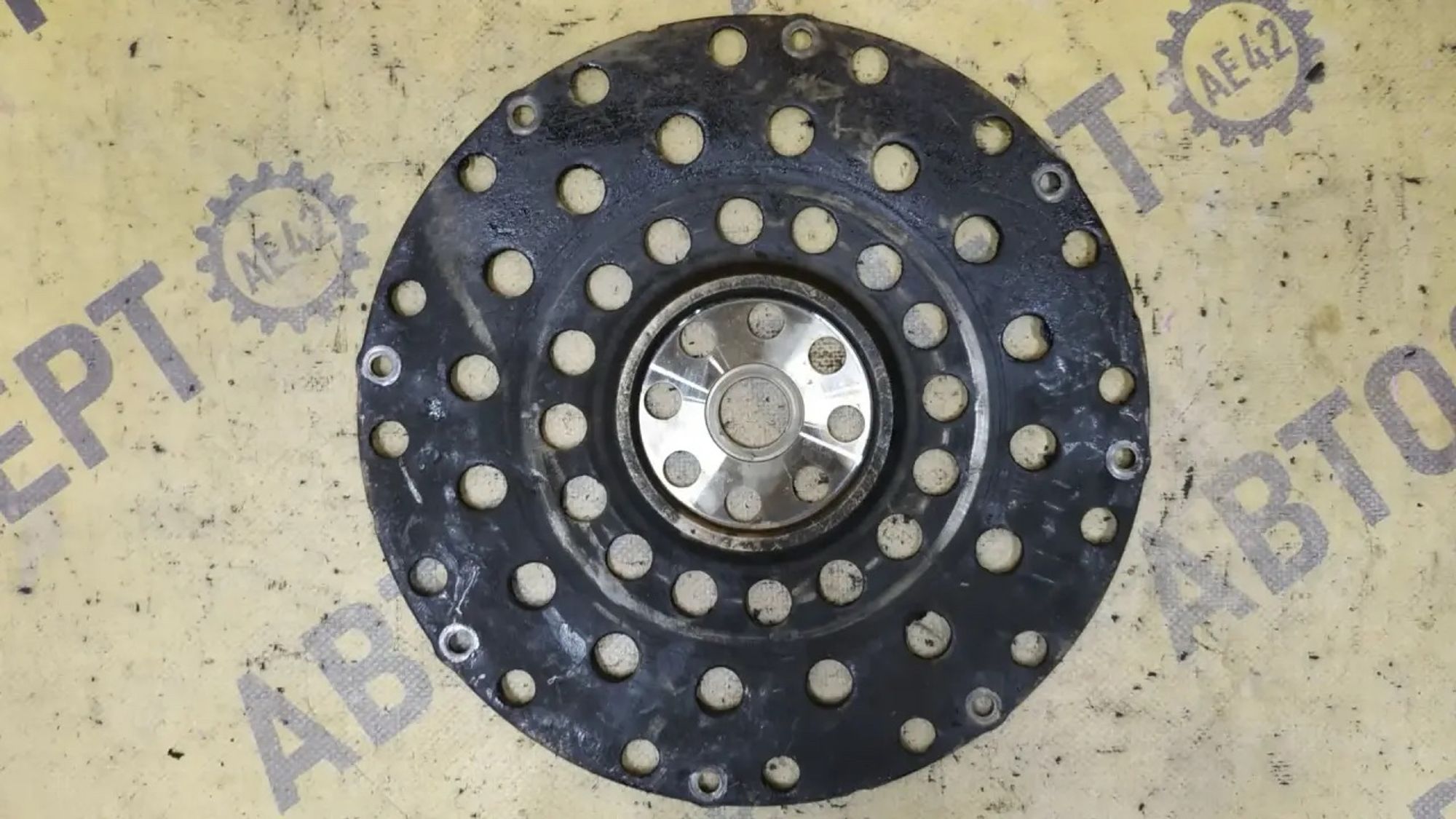 https://ycs.partsauto.market/partsauto-images/thmbs/userImages/87497919e31020c6b1c735431d06908a/part/e90a4992-a812-4951-861b-a83cd6933c76_1786605404591.jpg