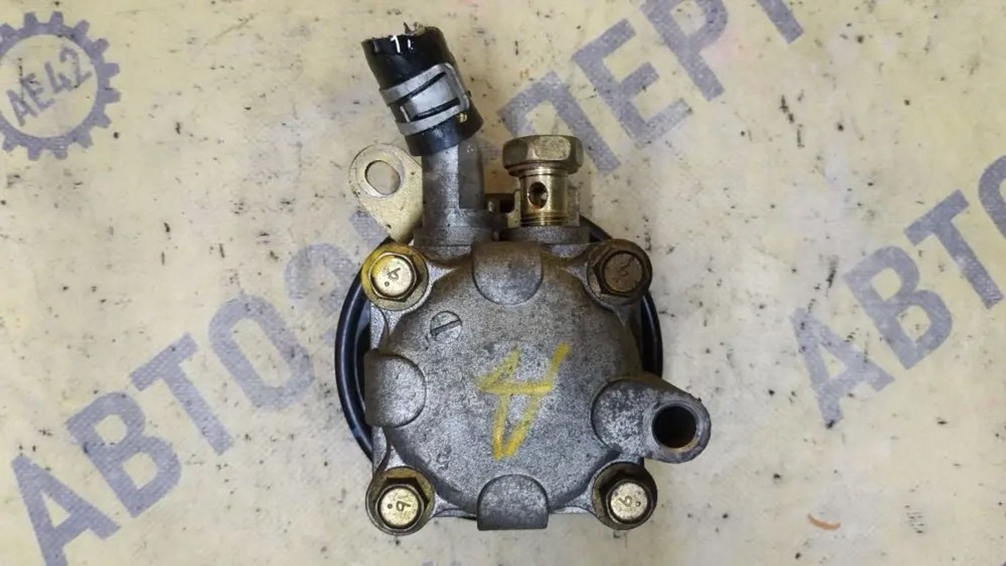 https://ycs.partsauto.market/partsauto-images/thmbs/userImages/87497919e31020c6b1c735431d06908a/part/eb80b847-b3cd-4e78-b773-78ad545b46bf_1781238369009.jpg
