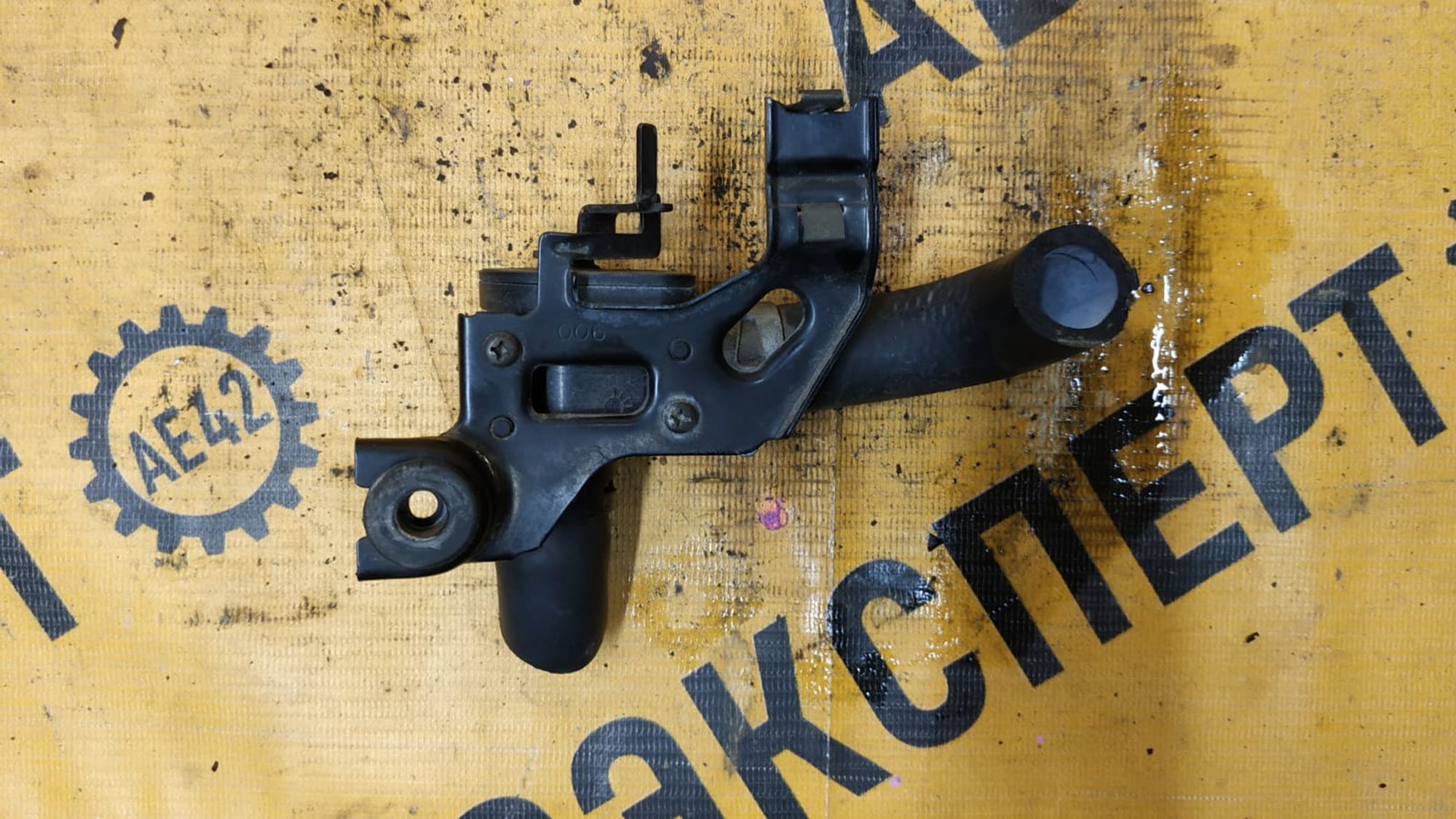 https://ycs.partsauto.market/partsauto-images/thmbs/userImages/87497919e31020c6b1c735431d06908a/part/edbc5263-59e3-41b8-8b8c-18567b631142_1743688317660.jpg