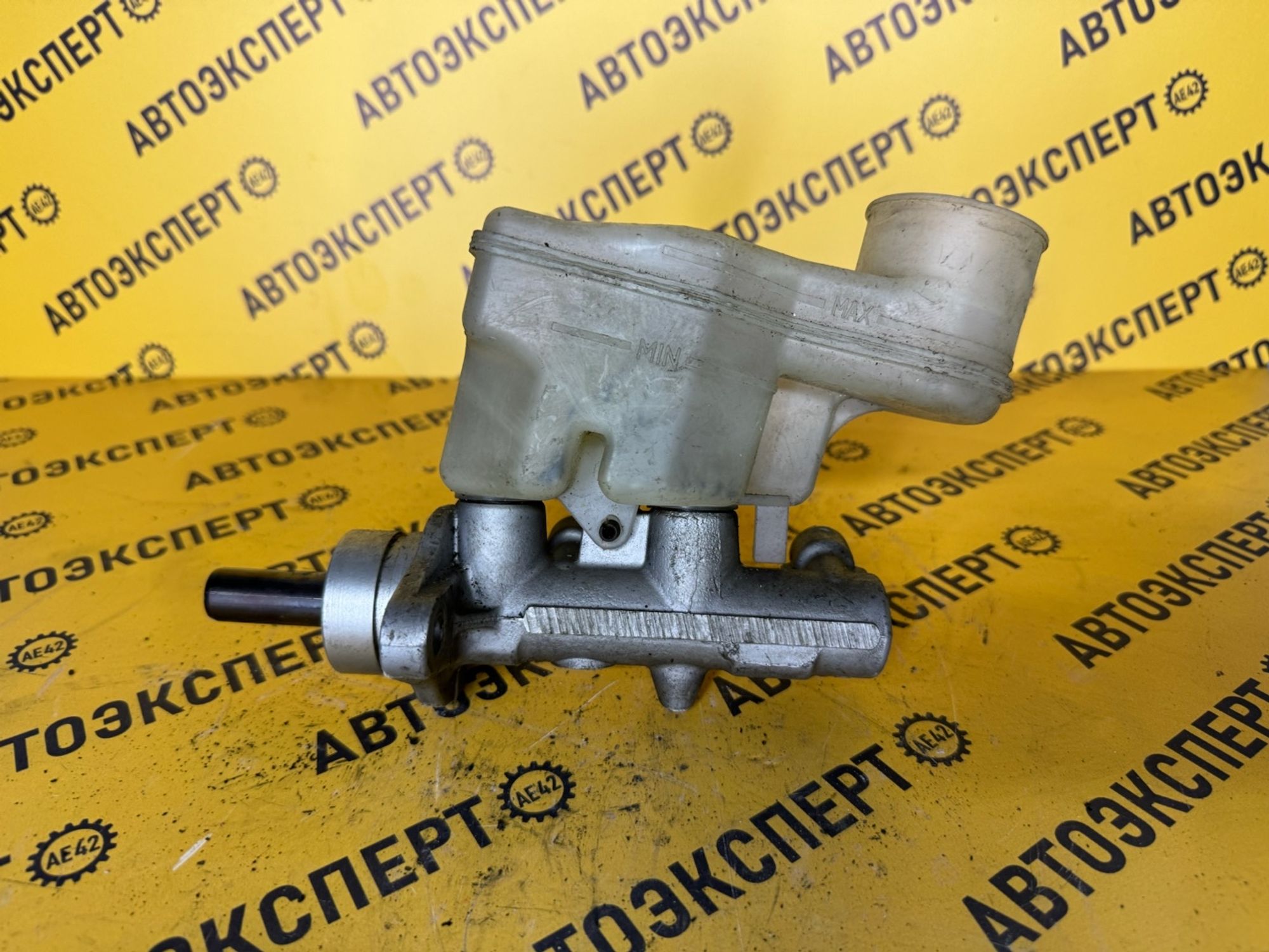 https://ycs.partsauto.market/partsauto-images/thmbs/userImages/87497919e31020c6b1c735431d06908a/part/ee48f3d0-0bb2-4131-867f-37be454b0f34_1733204709685.jpg