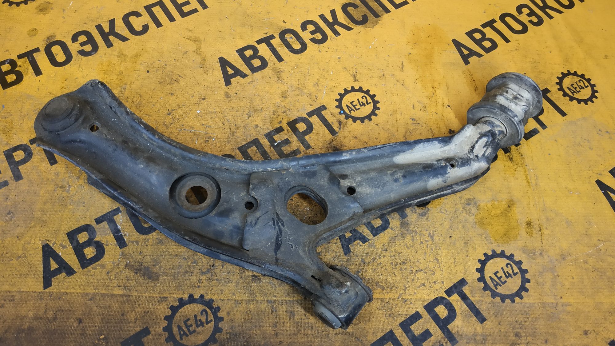 https://ycs.partsauto.market/partsauto-images/thmbs/userImages/87497919e31020c6b1c735431d06908a/part/eed71780-1bbb-44ae-ba58-0872b3f9b63f_1701397152016.jpg