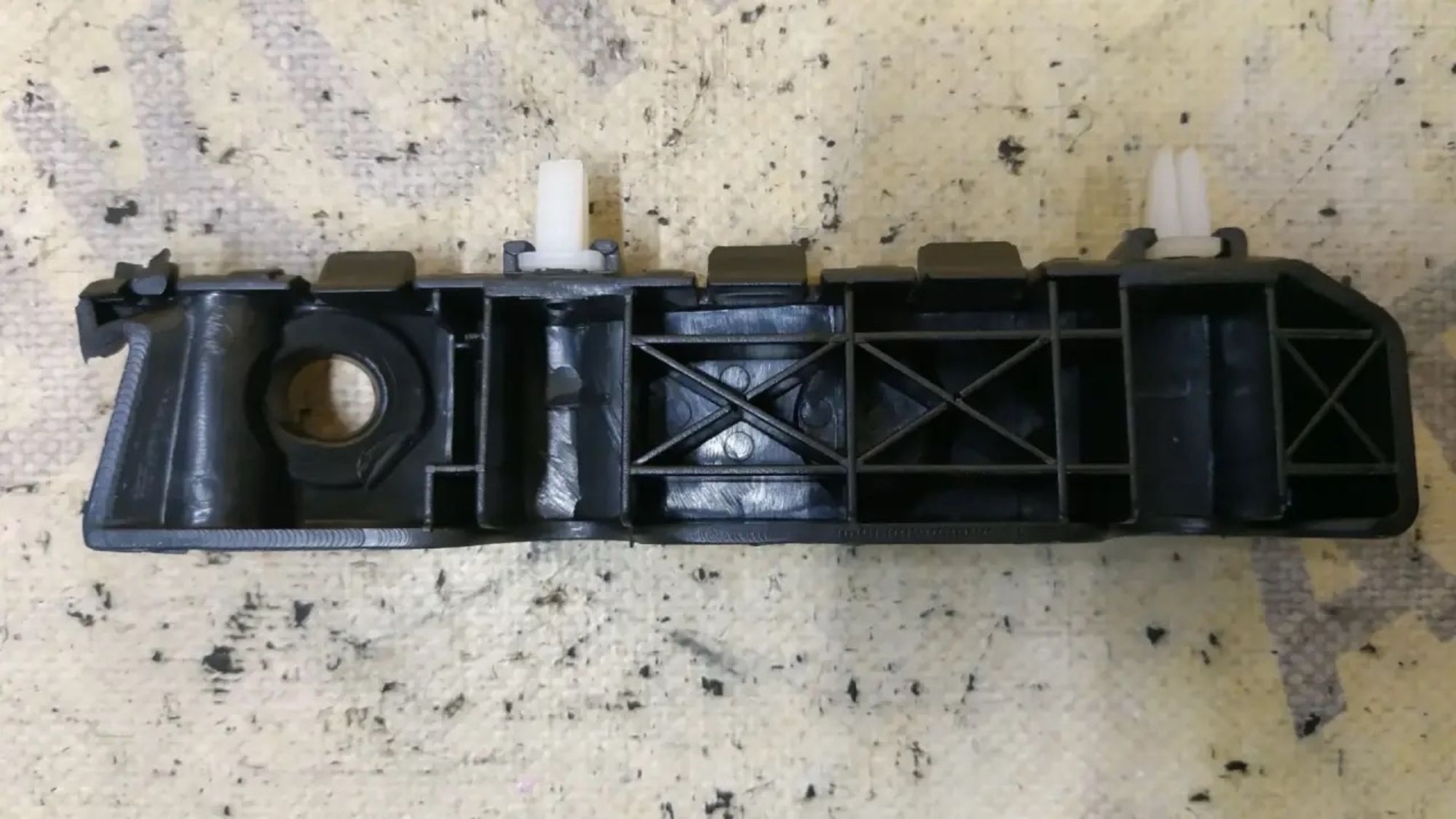https://ycs.partsauto.market/partsauto-images/thmbs/userImages/87497919e31020c6b1c735431d06908a/part/f2b19f70-f854-4e5f-bc46-9b3c16f626ec_1786092817897.jpg