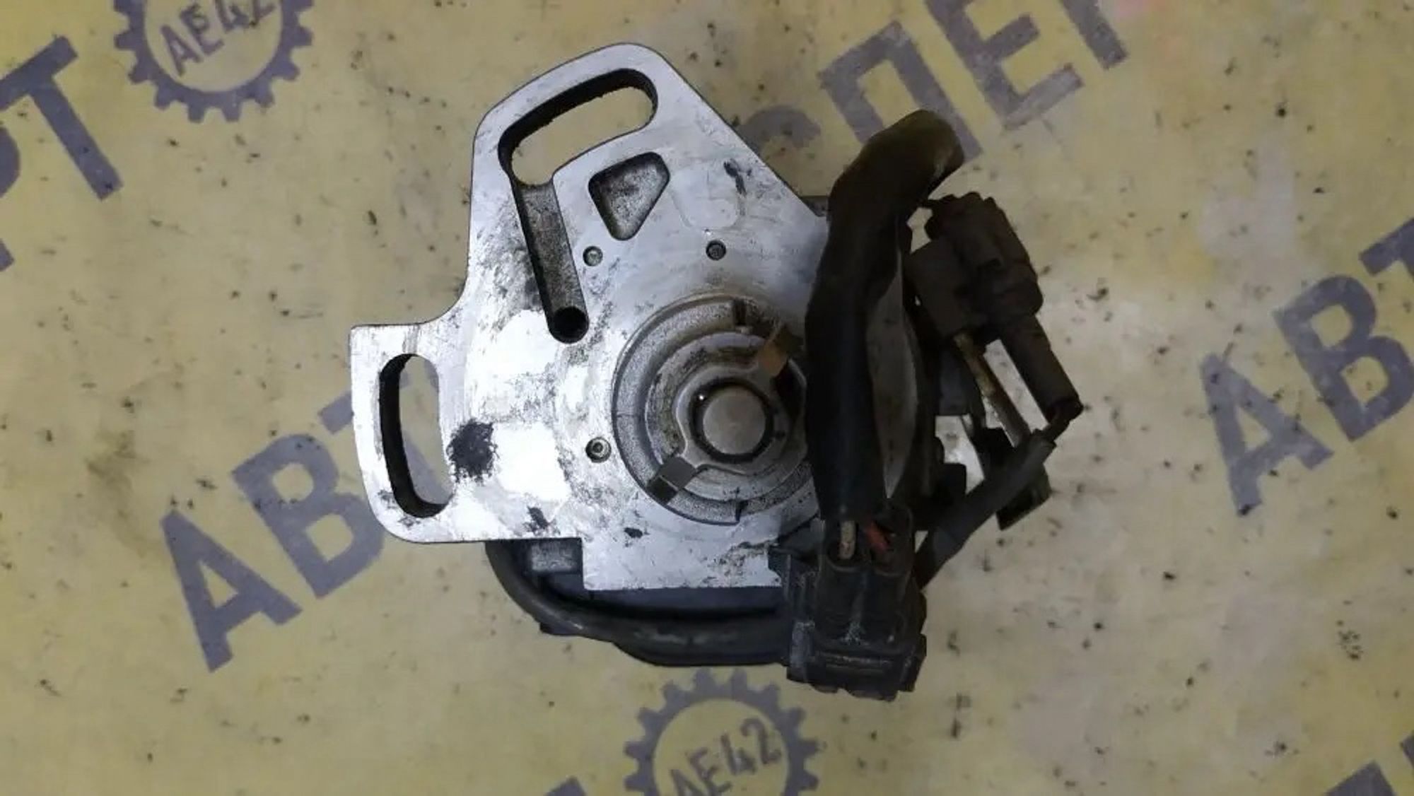 https://ycs.partsauto.market/partsauto-images/thmbs/userImages/87497919e31020c6b1c735431d06908a/part/f48d1c7e-52ff-4edc-91da-382f9397ea04_1777543752585.jpg