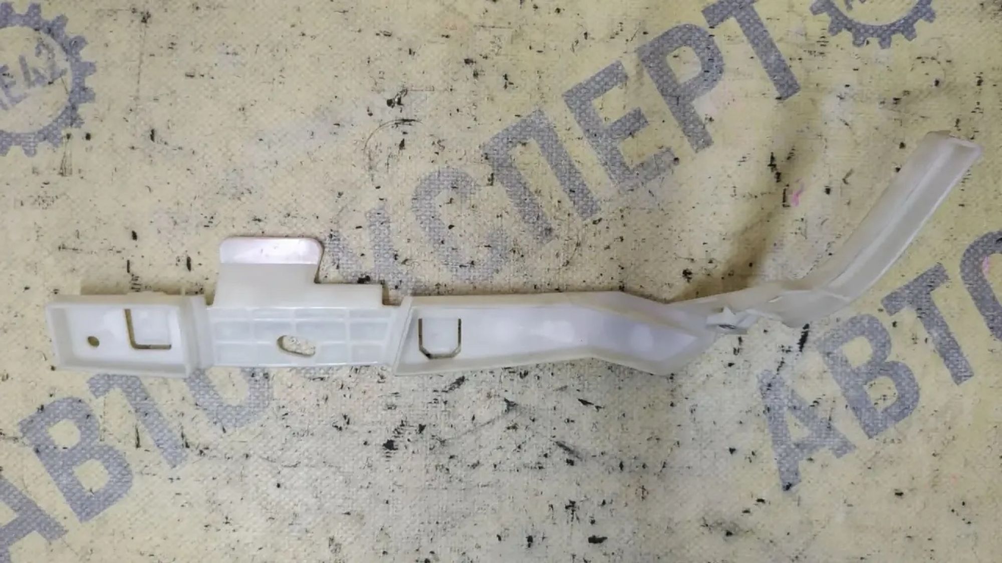 https://ycs.partsauto.market/partsauto-images/thmbs/userImages/87497919e31020c6b1c735431d06908a/part/f52212cd-f1ed-497c-a9f7-cd8a8a517911_1786091000443.jpg