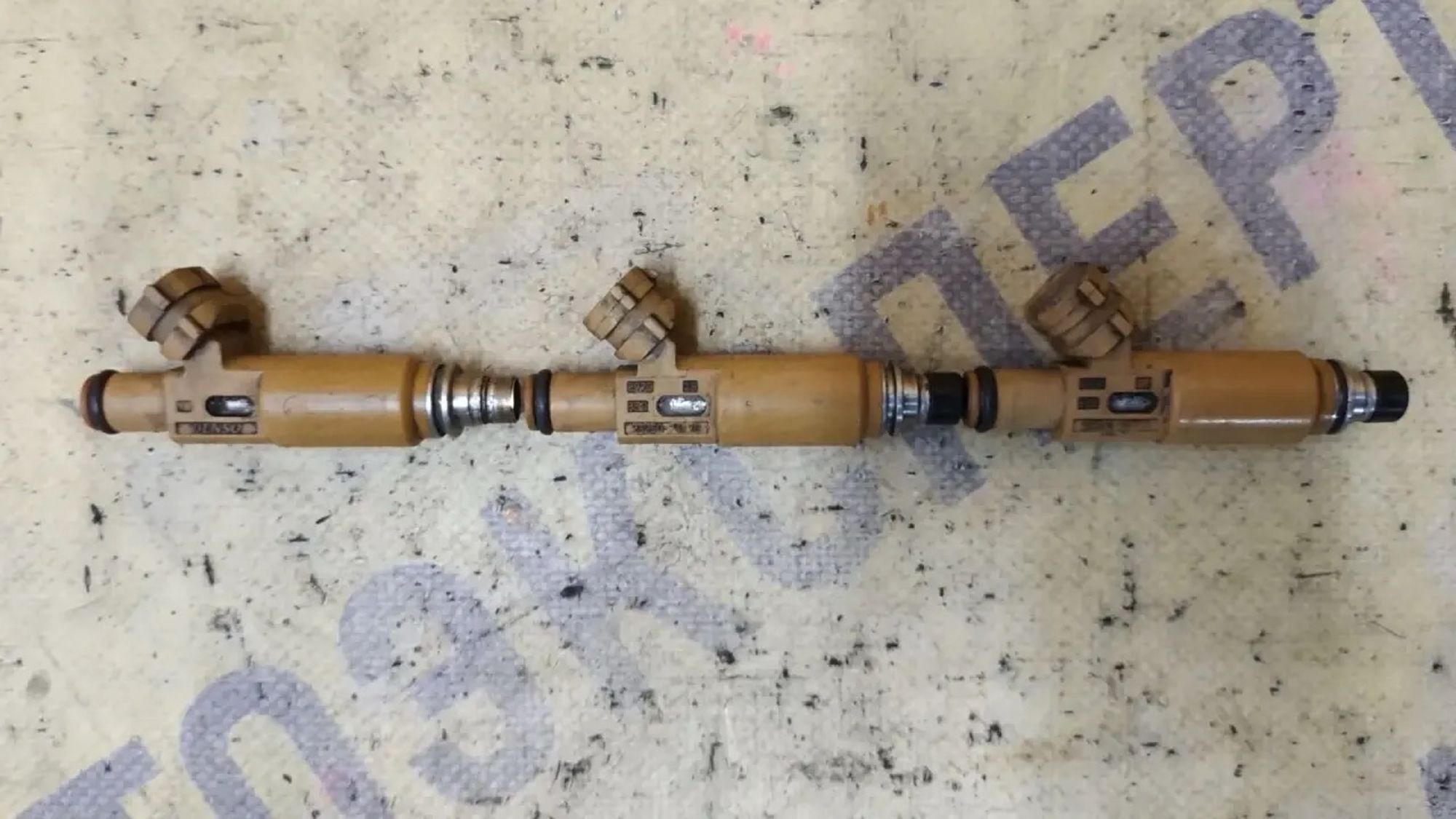 https://ycs.partsauto.market/partsauto-images/thmbs/userImages/87497919e31020c6b1c735431d06908a/part/fa9adabe-8790-4f97-a3e4-48a6e103cabe_1782441855005.jpg