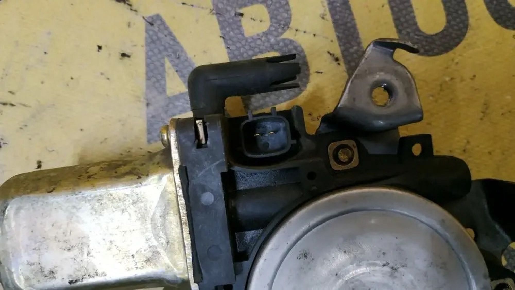https://ycs.partsauto.market/partsauto-images/thmbs/userImages/87497919e31020c6b1c735431d06908a/part/fa9bb7ac-5cfe-41cd-a122-035924272131_1780814139978.jpg