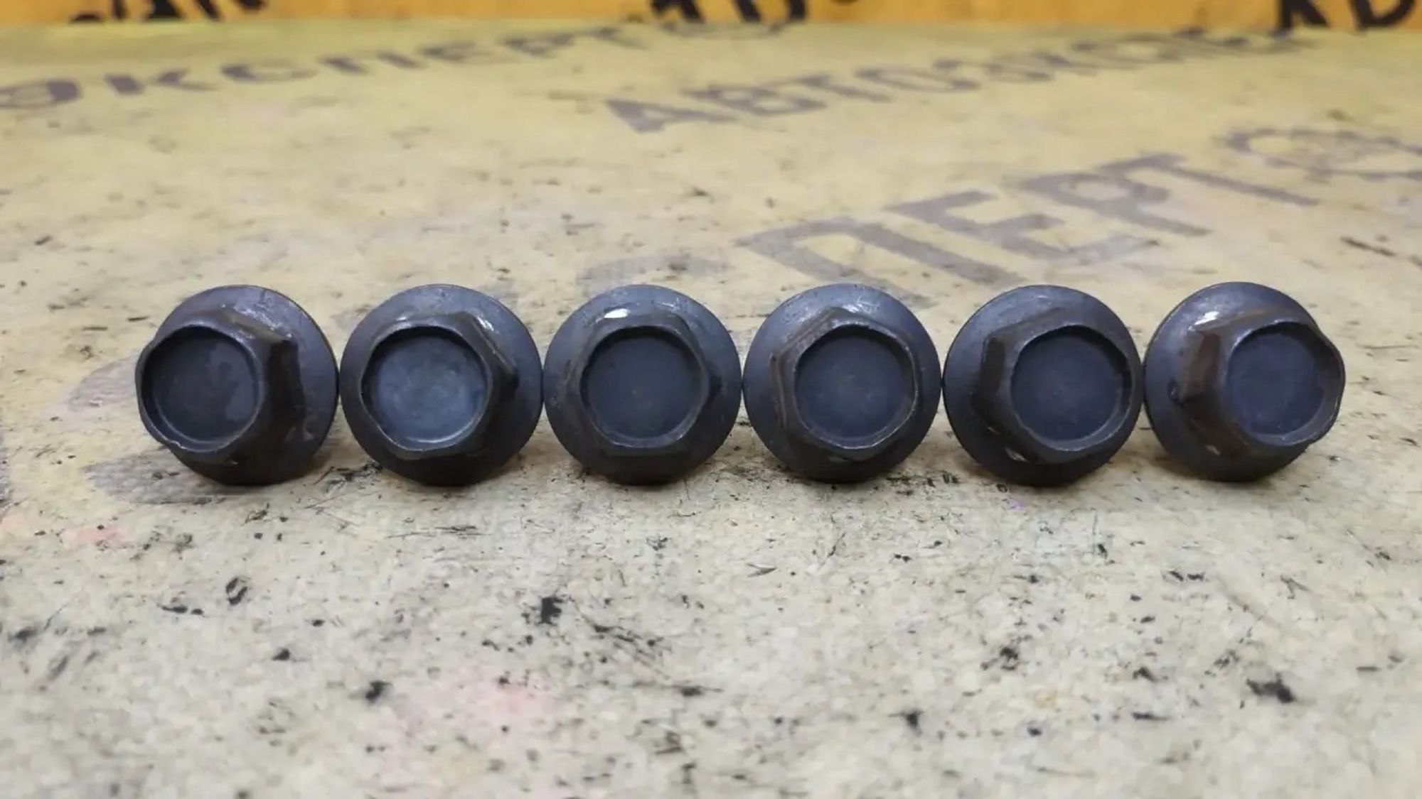 https://ycs.partsauto.market/partsauto-images/thmbs/userImages/87497919e31020c6b1c735431d06908a/part/fb394d43-3fb2-4a7d-b1b9-0a2863dffd1d_1782441889326.jpg