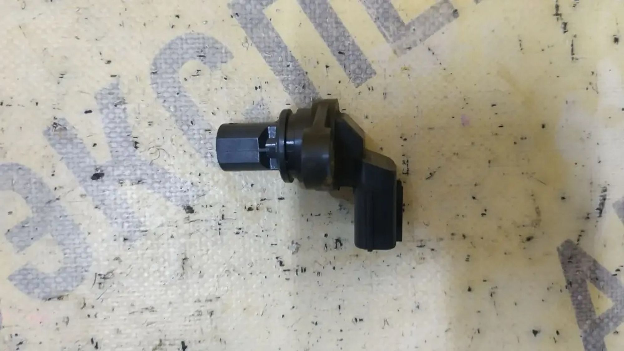 https://ycs.partsauto.market/partsauto-images/thmbs/userImages/87497919e31020c6b1c735431d06908a/part/fb39f1ff-84cd-42ba-beb5-28a93354f3f4_1782716395750.jpg