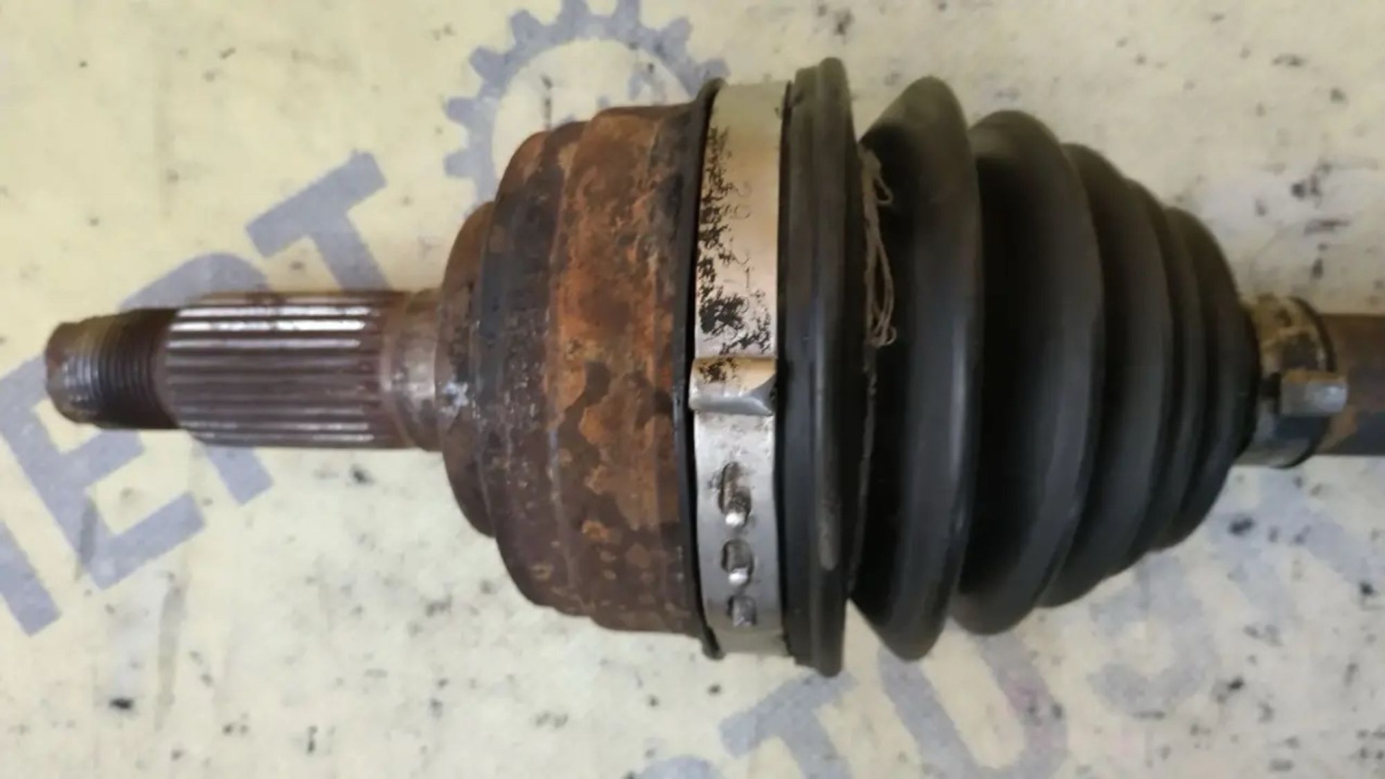 https://ycs.partsauto.market/partsauto-images/thmbs/userImages/87497919e31020c6b1c735431d06908a/part/fbdc726d-df13-4acf-8932-033650b431f7_1785466549184.jpg