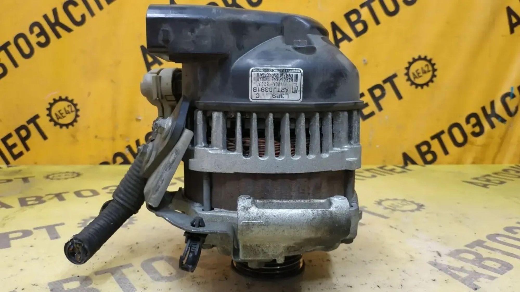 https://ycs.partsauto.market/partsauto-images/thmbs/userImages/87497919e31020c6b1c735431d06908a/part/fd737024-5848-4967-a1c5-c876962055df_1782717883249.jpg