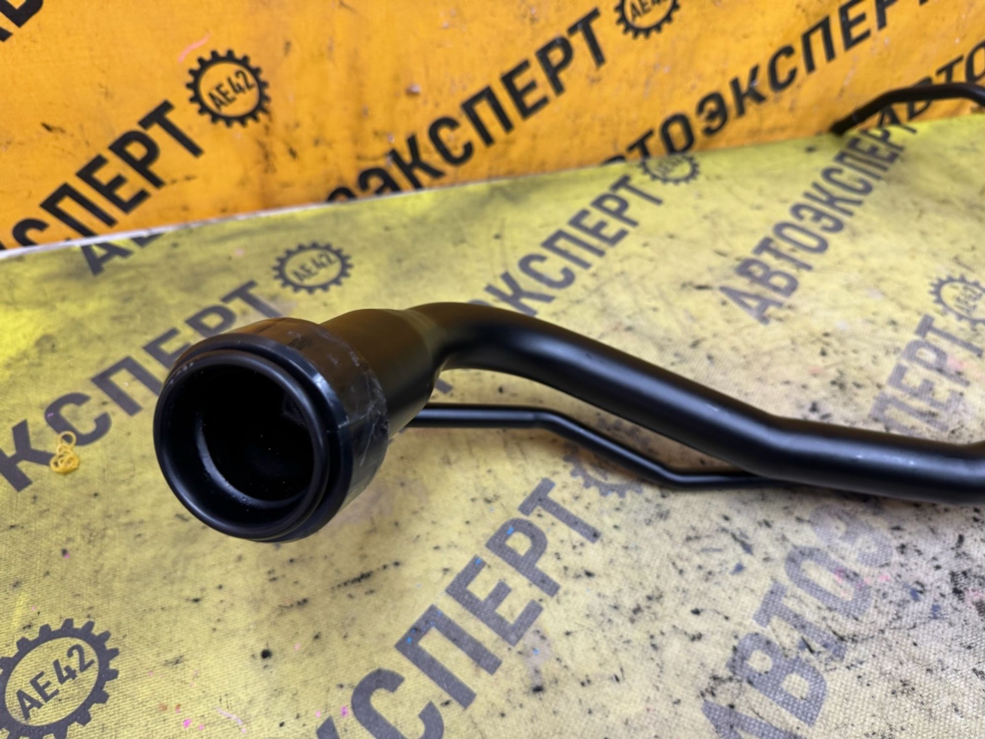 https://ycs.partsauto.market/partsauto-images/thmbs/userImages/87497919e31020c6b1c735431d06908a/part/fe98e711-9d4b-4482-b673-9974e7951055_1787115712516.jpg