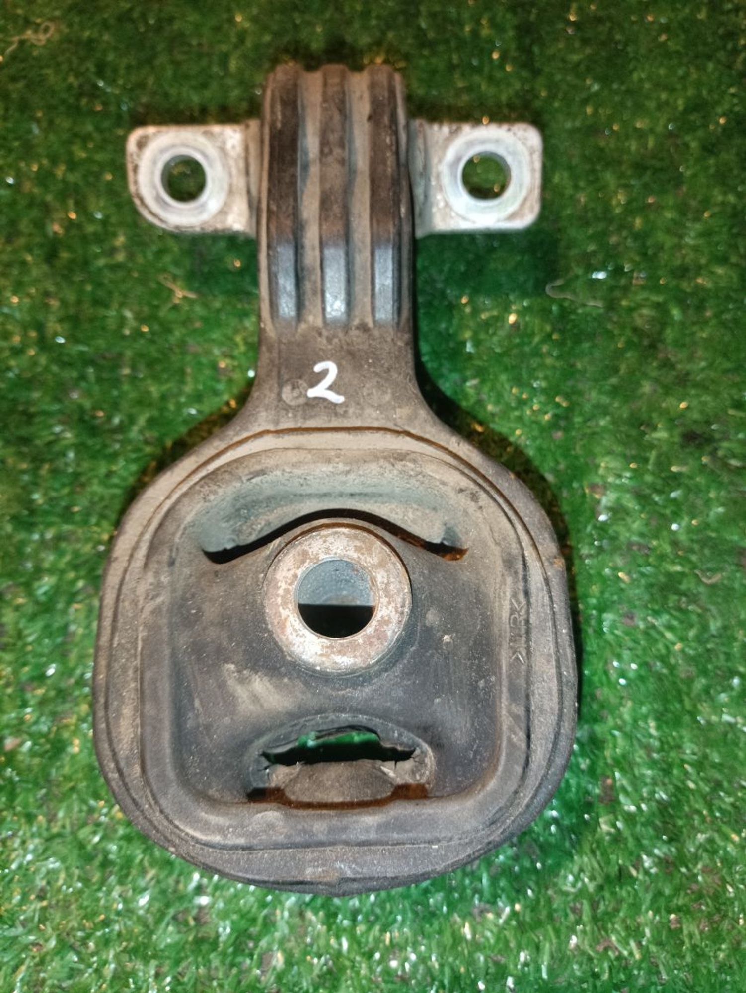 https://ycs.partsauto.market/partsauto-images/thmbs/userImages/a19a1494006c0851879c8cd6f3827d7d/part/049a9006-6b8b-4fe6-86d5-92d969d58f45_1776618519221.jpg