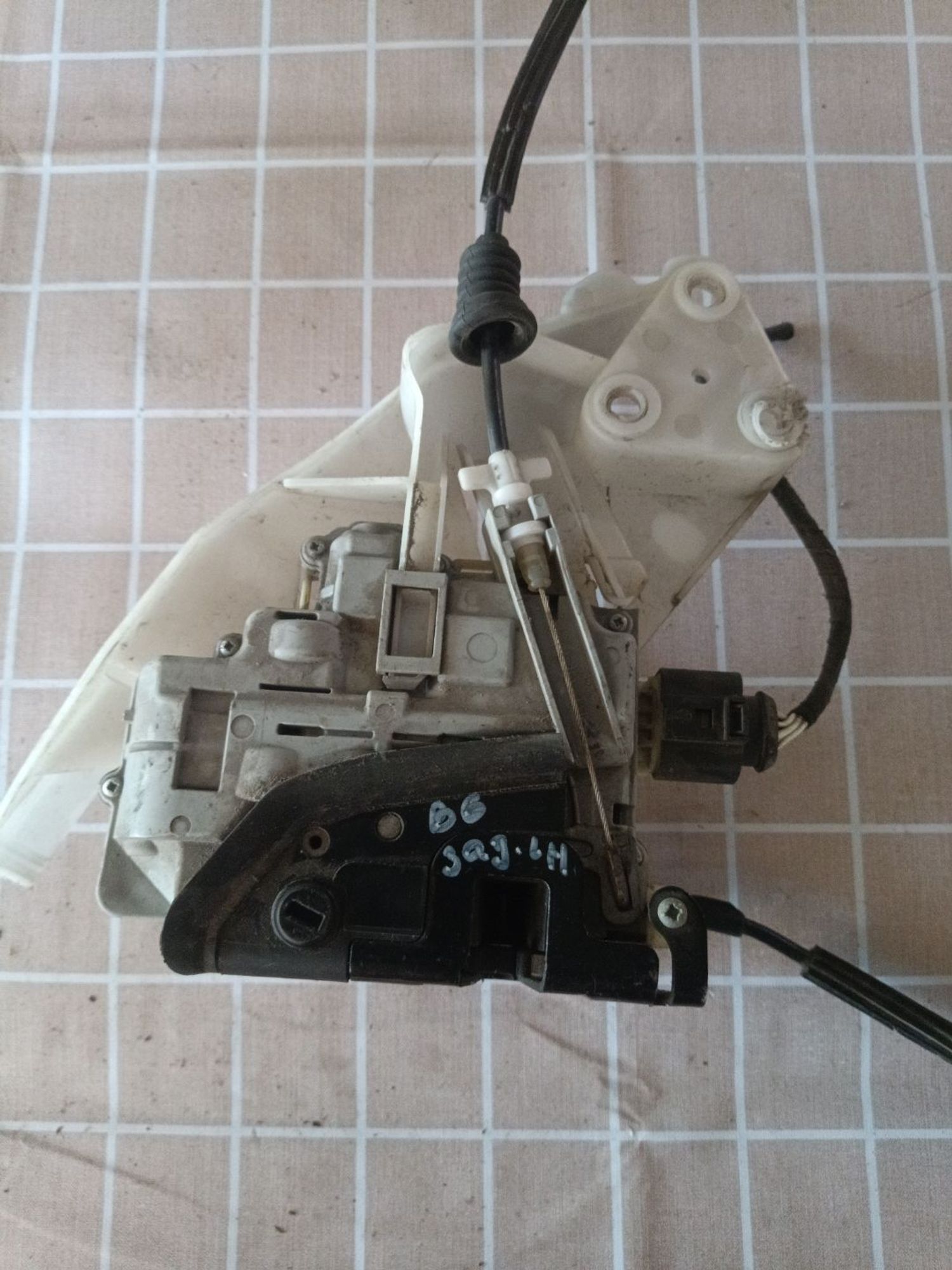 https://ycs.partsauto.market/partsauto-images/thmbs/userImages/a19a1494006c0851879c8cd6f3827d7d/part/059e934d-373a-43c6-a5d6-91d20a6588b4_1782743420244.jpg