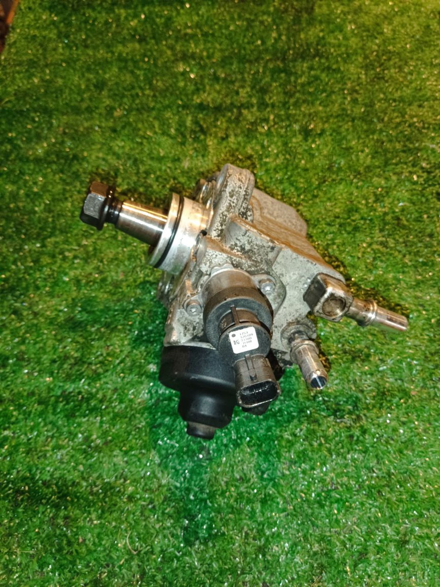https://ycs.partsauto.market/partsauto-images/thmbs/userImages/a19a1494006c0851879c8cd6f3827d7d/part/0cbef025-8d60-4e52-9c84-0f833627d668_1785174765236.jpg
