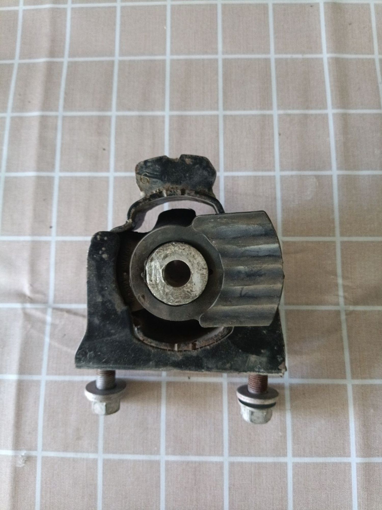 https://ycs.partsauto.market/partsauto-images/thmbs/userImages/a19a1494006c0851879c8cd6f3827d7d/part/1034b782-573d-41f4-96a7-28fa53c026bf_1782720198747.jpg