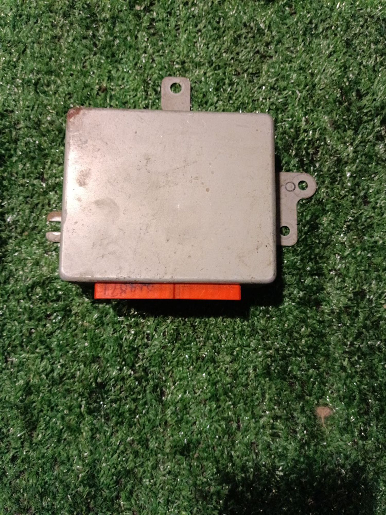 https://ycs.partsauto.market/partsauto-images/thmbs/userImages/a19a1494006c0851879c8cd6f3827d7d/part/1612f4c7-be23-4693-a638-b8b8bcb01415_1785179564641.jpg