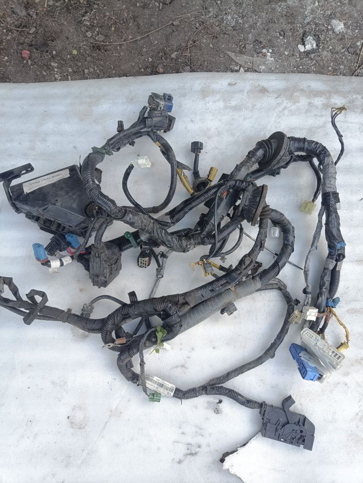 https://ycs.partsauto.market/partsauto-images/thmbs/userImages/a19a1494006c0851879c8cd6f3827d7d/part/1e15911d-3f31-4075-8950-674fc762db90_1777535121520.jpg