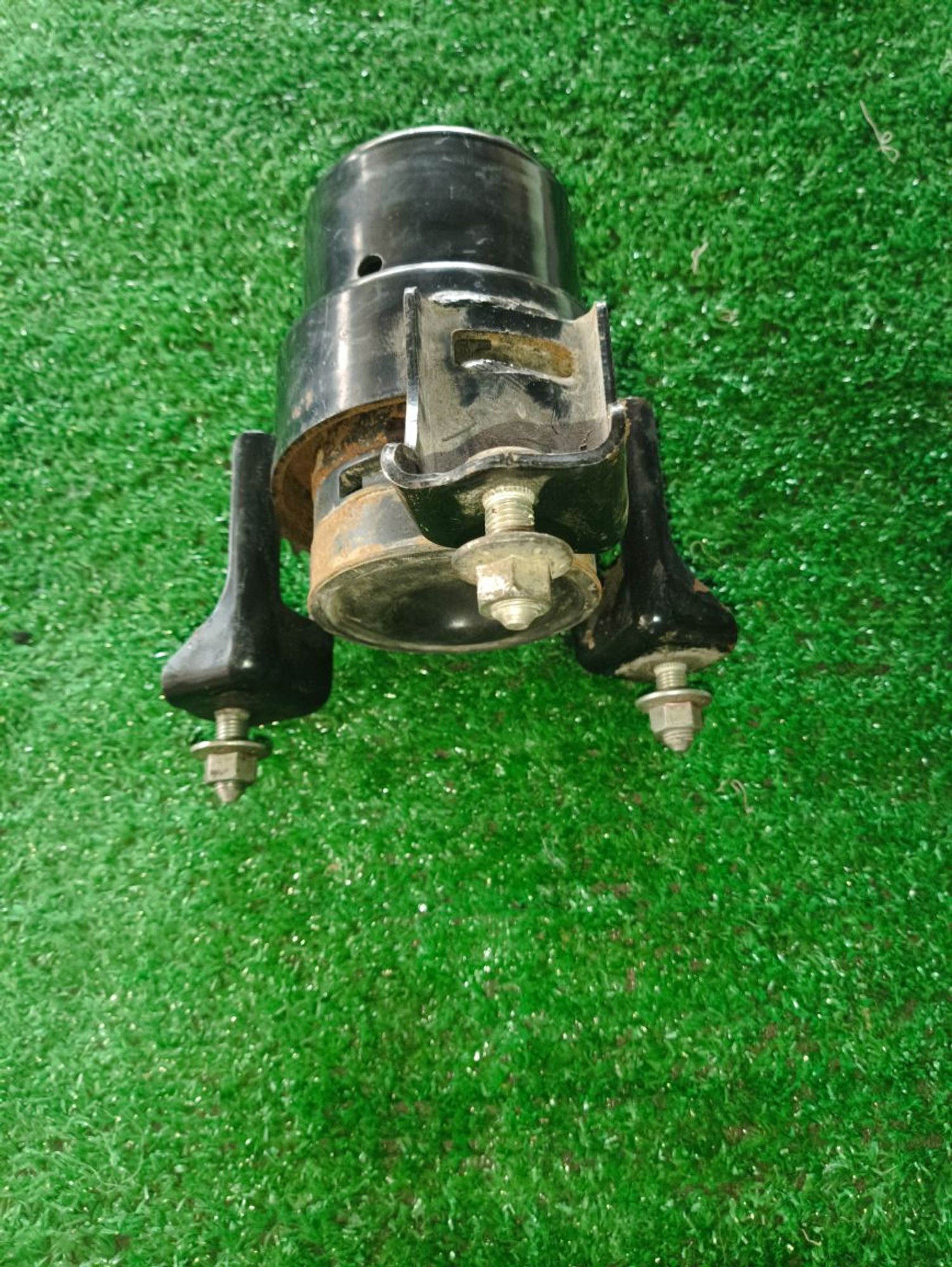 https://ycs.partsauto.market/partsauto-images/thmbs/userImages/a19a1494006c0851879c8cd6f3827d7d/part/23f8826d-5c2b-46eb-8e1f-d4abac864d7c_1776680644780.jpg