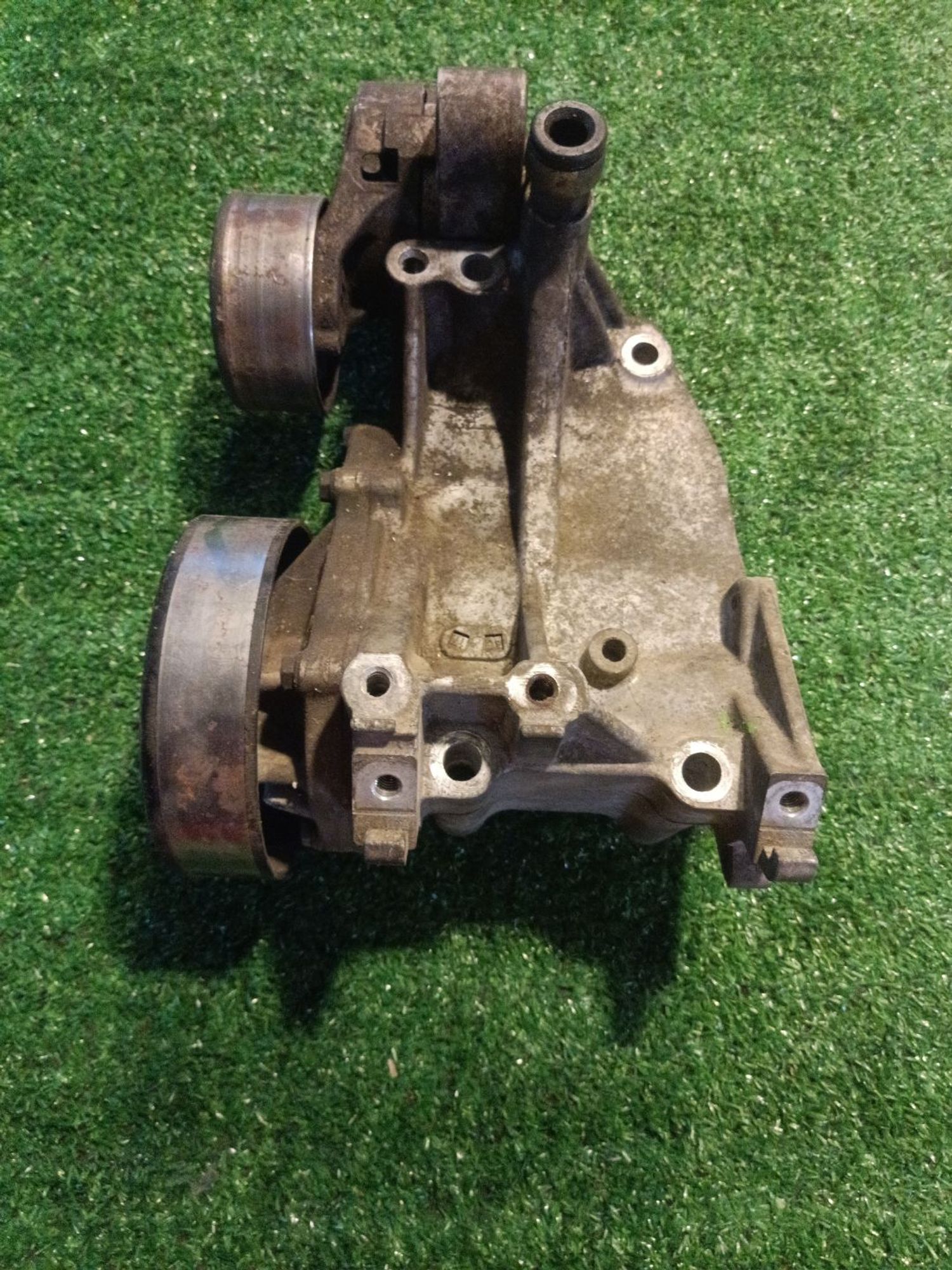 https://ycs.partsauto.market/partsauto-images/thmbs/userImages/a19a1494006c0851879c8cd6f3827d7d/part/29033cda-4b12-46d5-882f-d0d5c33cab8a_1782754174689.jpg