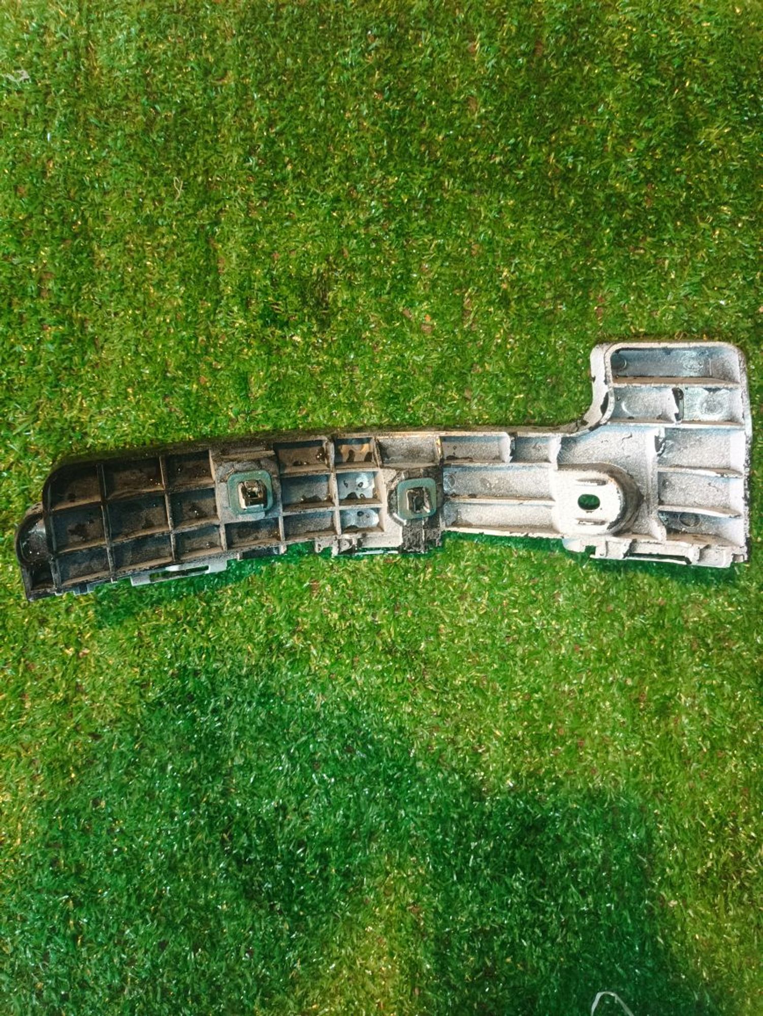 https://ycs.partsauto.market/partsauto-images/thmbs/userImages/a19a1494006c0851879c8cd6f3827d7d/part/2b2e590c-3d71-4c4b-af56-1e1b7358a9a1_1776955635424.jpg
