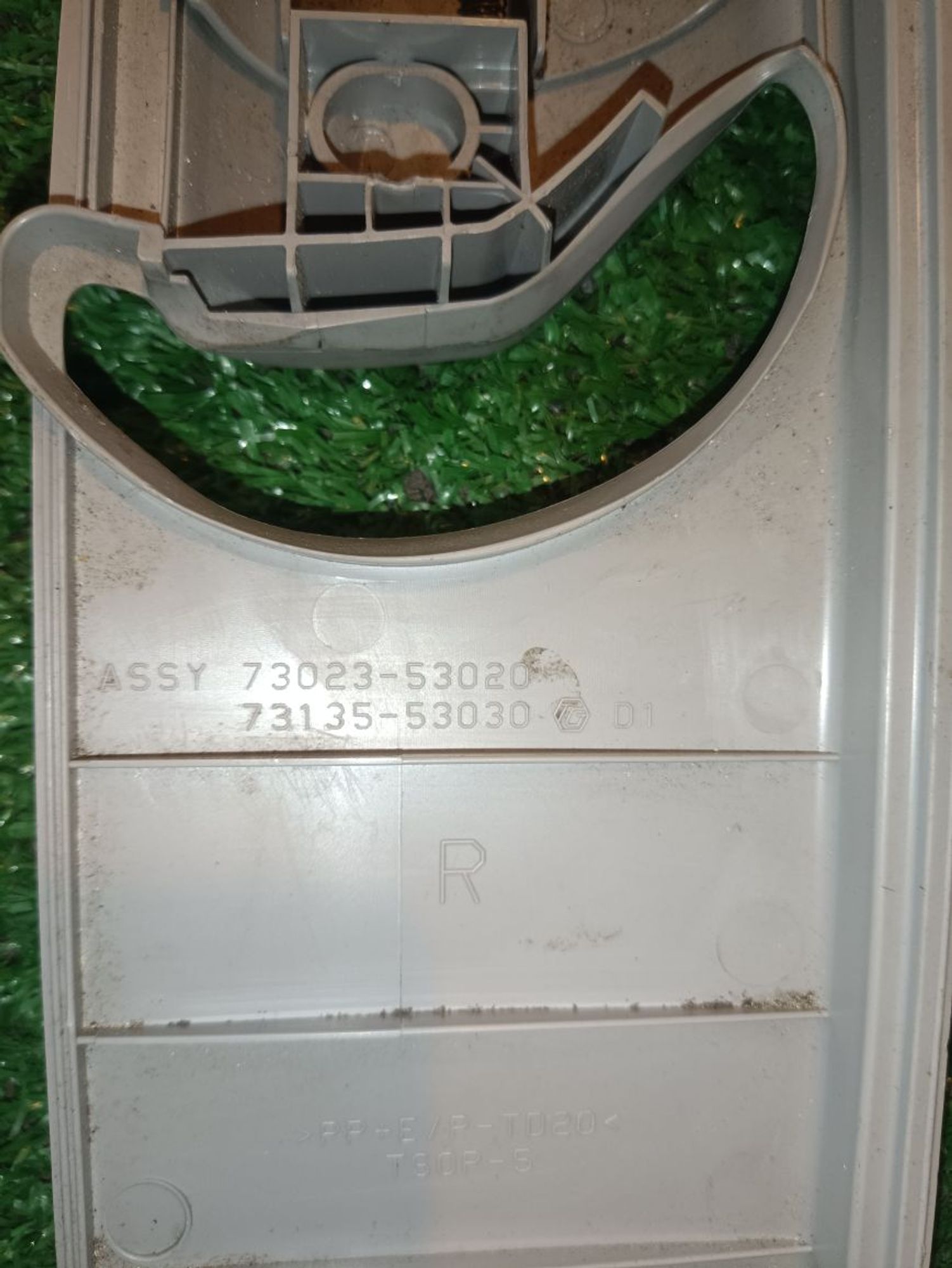 https://ycs.partsauto.market/partsauto-images/thmbs/userImages/a19a1494006c0851879c8cd6f3827d7d/part/2bdc46b3-63af-4dde-bdfe-33cf12f279e4_1776700724614.jpg