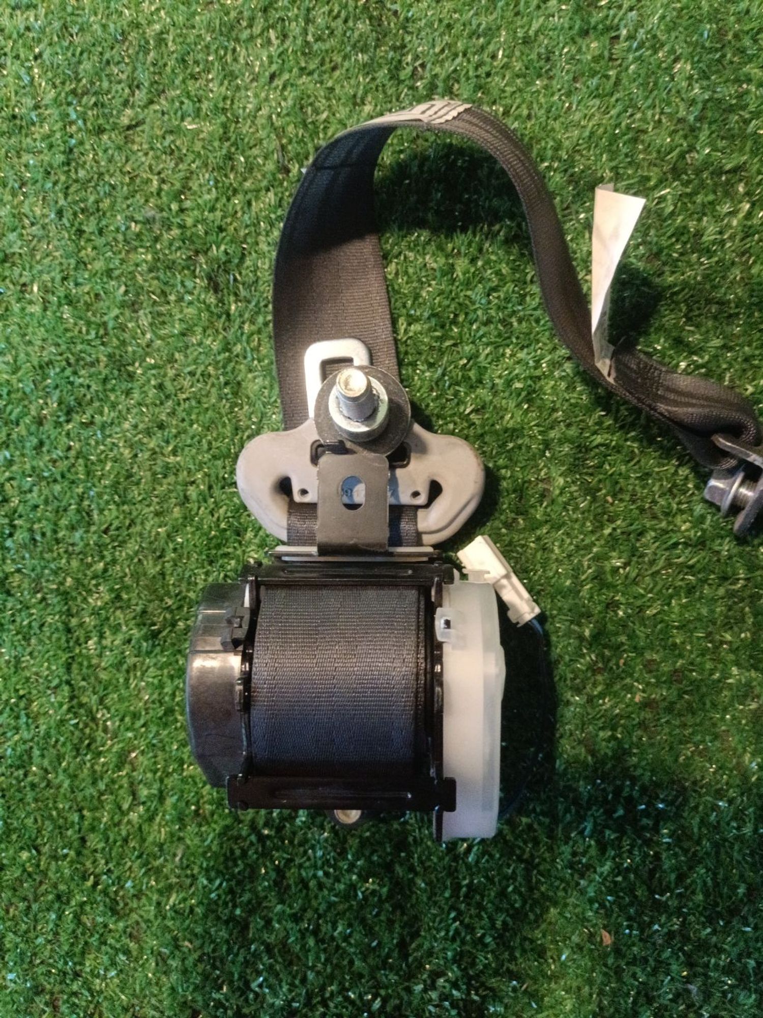 https://ycs.partsauto.market/partsauto-images/thmbs/userImages/a19a1494006c0851879c8cd6f3827d7d/part/346aa935-3b63-4786-acf8-c0b1f6a54568_1782750608928.jpg
