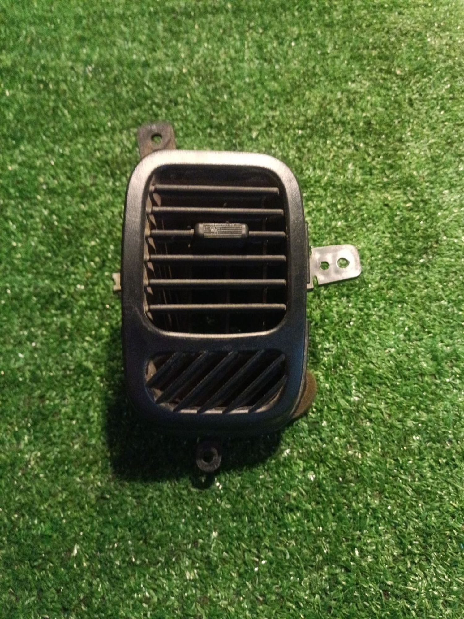 https://ycs.partsauto.market/partsauto-images/thmbs/userImages/a19a1494006c0851879c8cd6f3827d7d/part/377f9cdf-a1d5-44cc-8f35-7388ef6b1e74_1783188195330.jpg