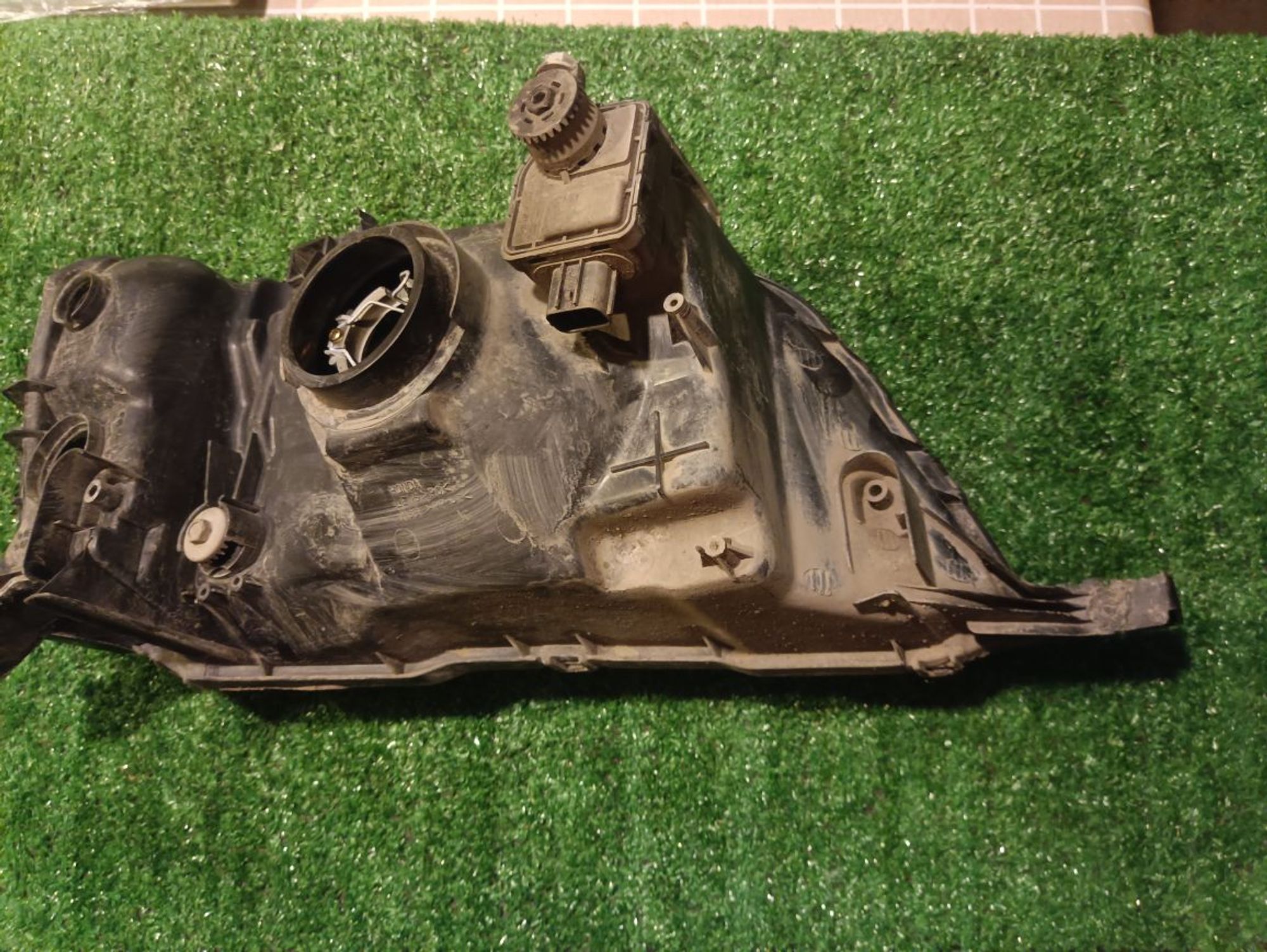https://ycs.partsauto.market/partsauto-images/thmbs/userImages/a19a1494006c0851879c8cd6f3827d7d/part/3a798714-0626-49a9-9ac8-71699800bc34_1783192012870.jpg