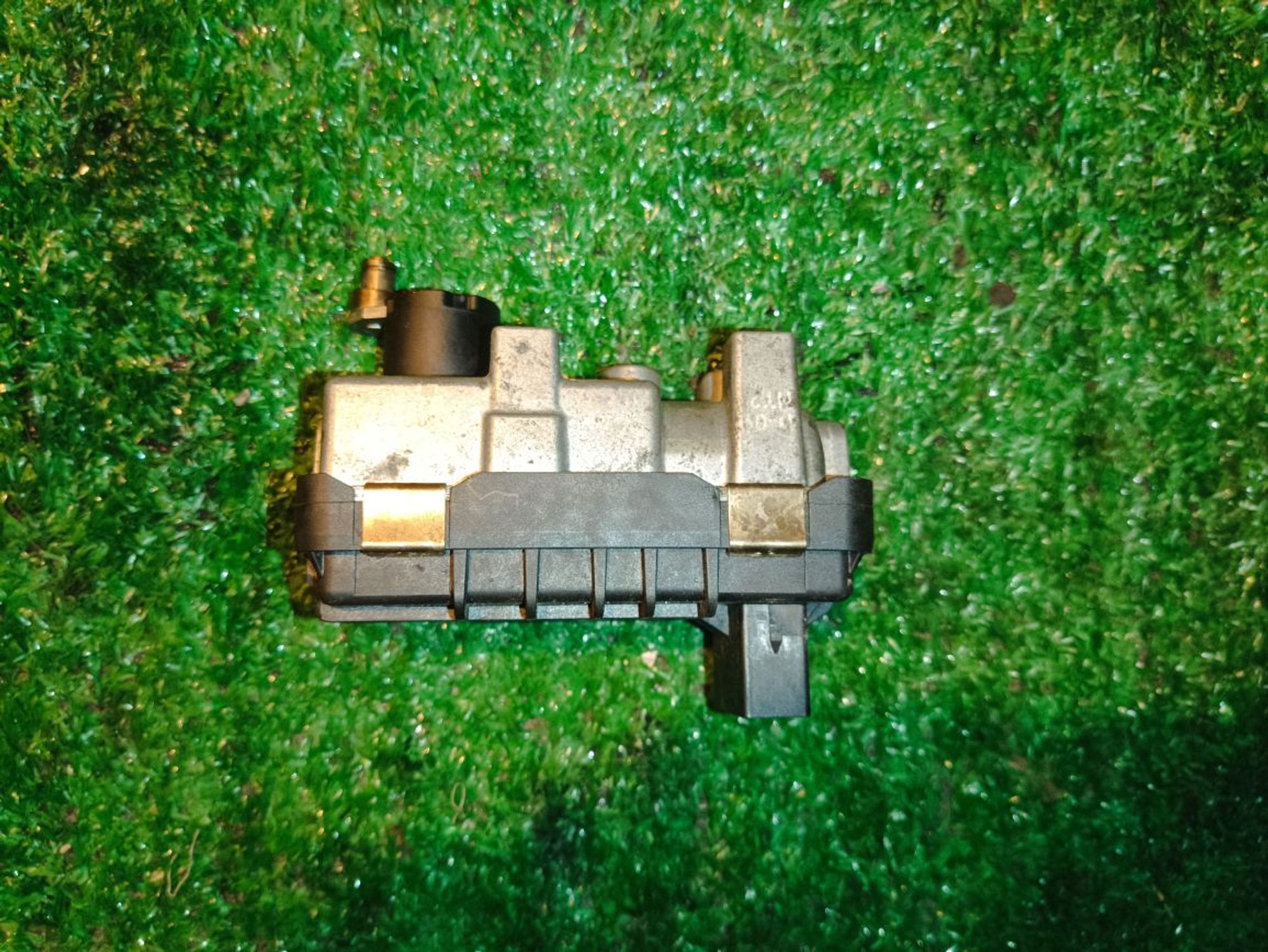 https://ycs.partsauto.market/partsauto-images/thmbs/userImages/a19a1494006c0851879c8cd6f3827d7d/part/446d0440-05c5-4def-90b9-5d29aec8eff9_1779393616011.jpg