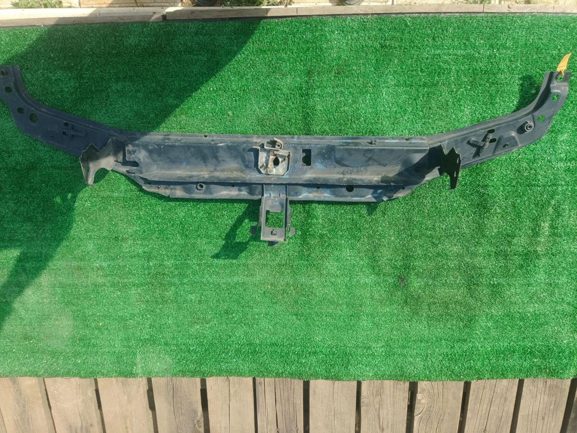 https://ycs.partsauto.market/partsauto-images/thmbs/userImages/a19a1494006c0851879c8cd6f3827d7d/part/44b44f85-379e-456b-be92-f7220e9aee68_1778071121690.jpg