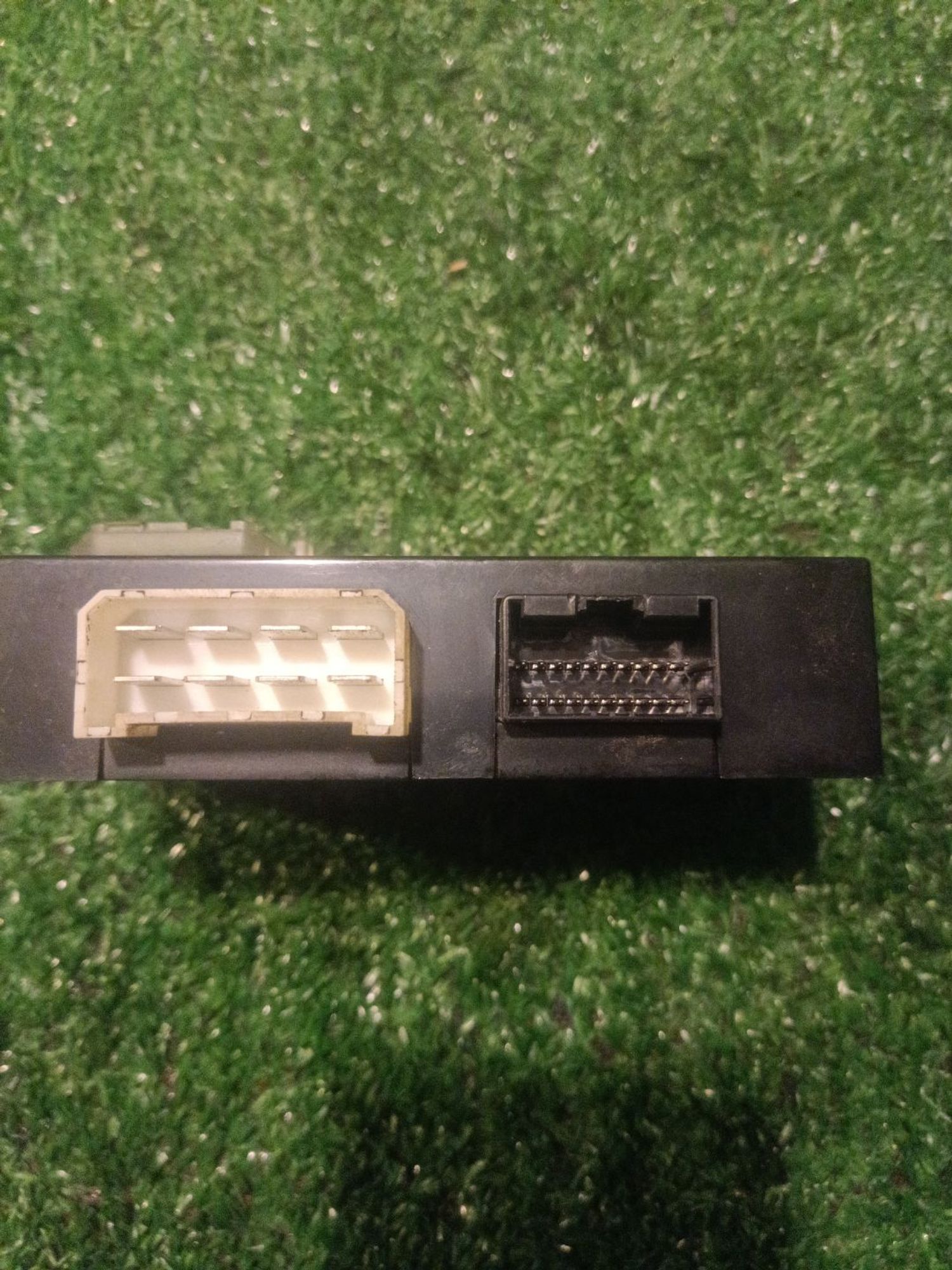 https://ycs.partsauto.market/partsauto-images/thmbs/userImages/a19a1494006c0851879c8cd6f3827d7d/part/454ed886-15de-4775-9b7f-f2abecf5498b_1780687385774.jpg
