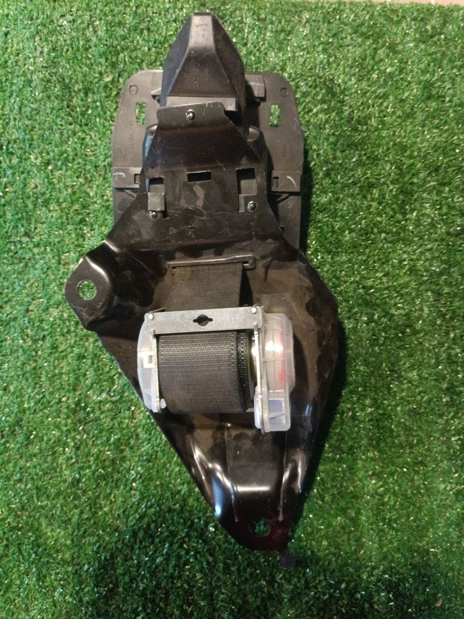 https://ycs.partsauto.market/partsauto-images/thmbs/userImages/a19a1494006c0851879c8cd6f3827d7d/part/48b5c4d6-b8bb-48e2-9885-09e2cadc9fd6_1782752354903.jpg