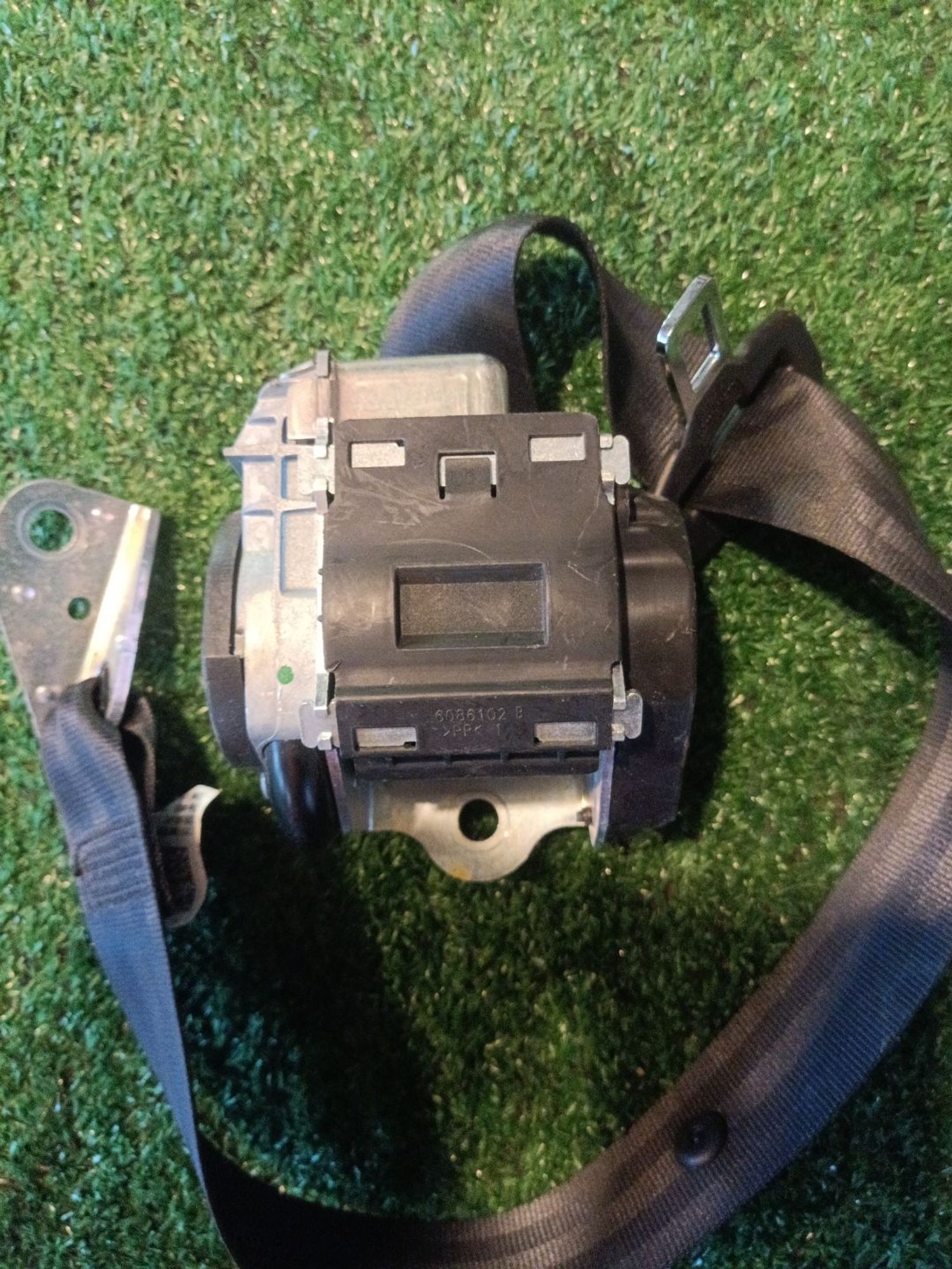 https://ycs.partsauto.market/partsauto-images/thmbs/userImages/a19a1494006c0851879c8cd6f3827d7d/part/4d7821b4-3ae9-4b90-89ee-dd315c99c27a_1782750383026.jpg