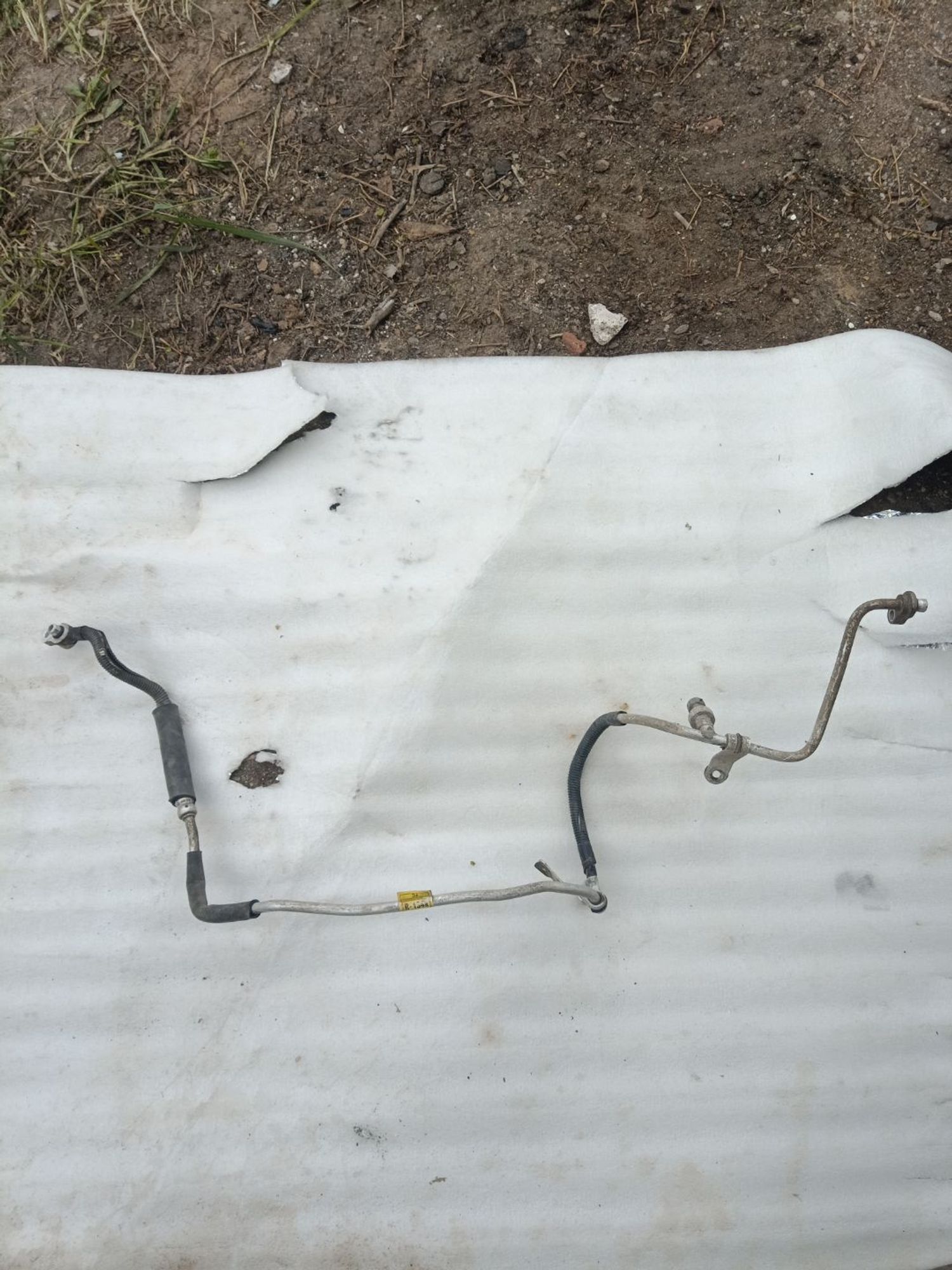 https://ycs.partsauto.market/partsauto-images/thmbs/userImages/a19a1494006c0851879c8cd6f3827d7d/part/4e63fe60-dca0-4d71-8db2-741830cabb67_1777530668440.jpg