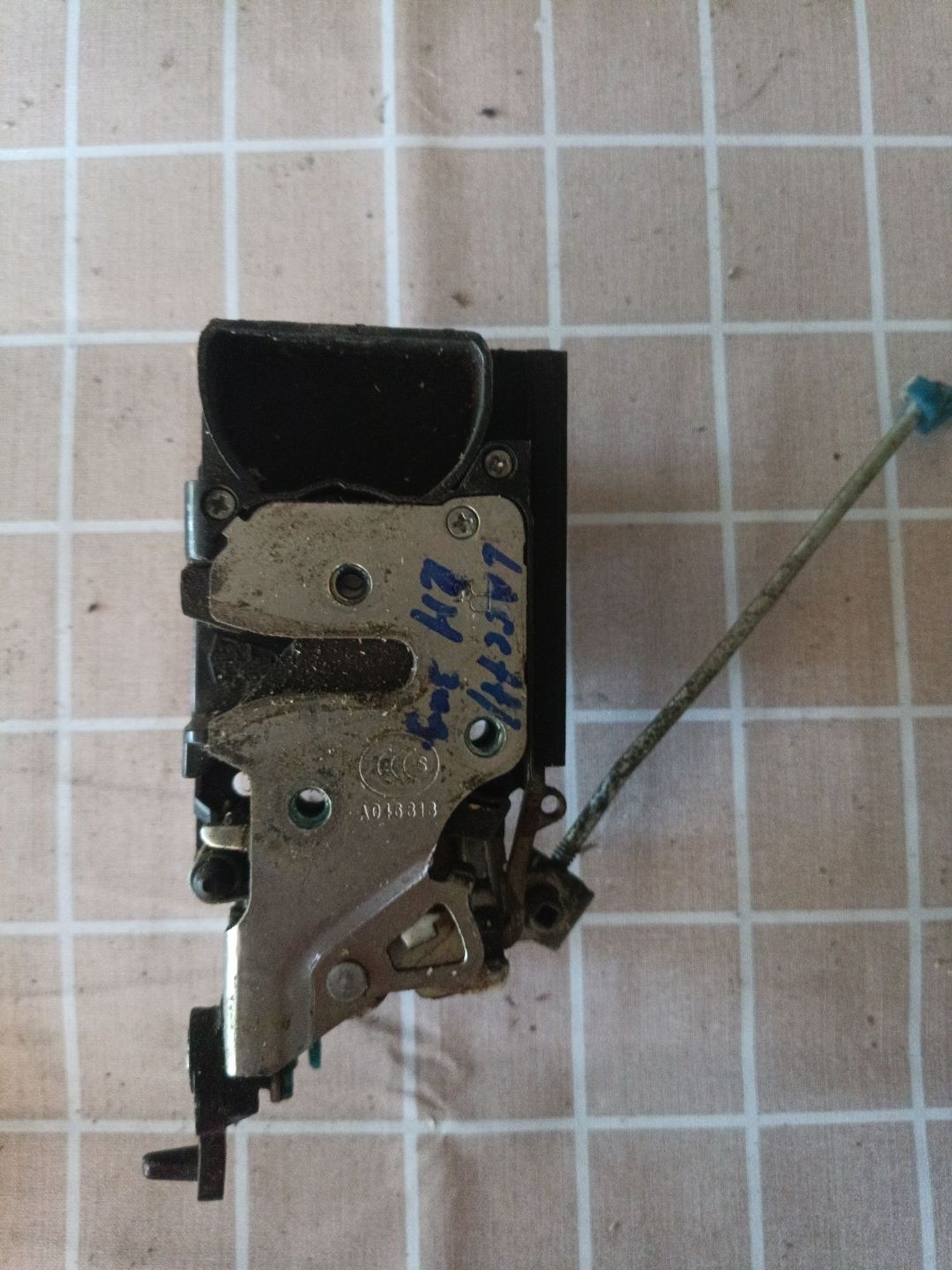 https://ycs.partsauto.market/partsauto-images/thmbs/userImages/a19a1494006c0851879c8cd6f3827d7d/part/586a959d-9d0e-47ca-9871-37876c254161_1782744539566.jpg