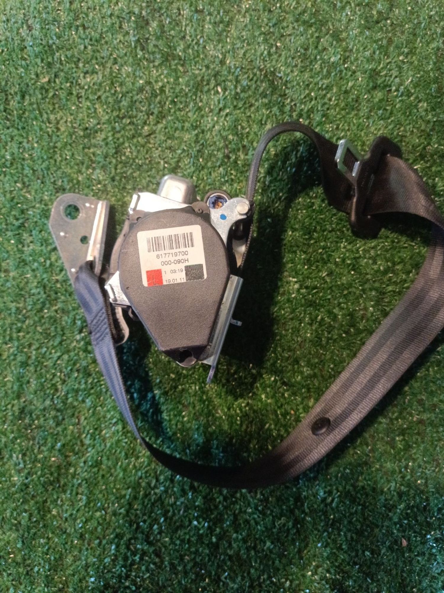 https://ycs.partsauto.market/partsauto-images/thmbs/userImages/a19a1494006c0851879c8cd6f3827d7d/part/59c9cd8e-efce-4c7c-9d09-0df802a61307_1782750380215.jpg