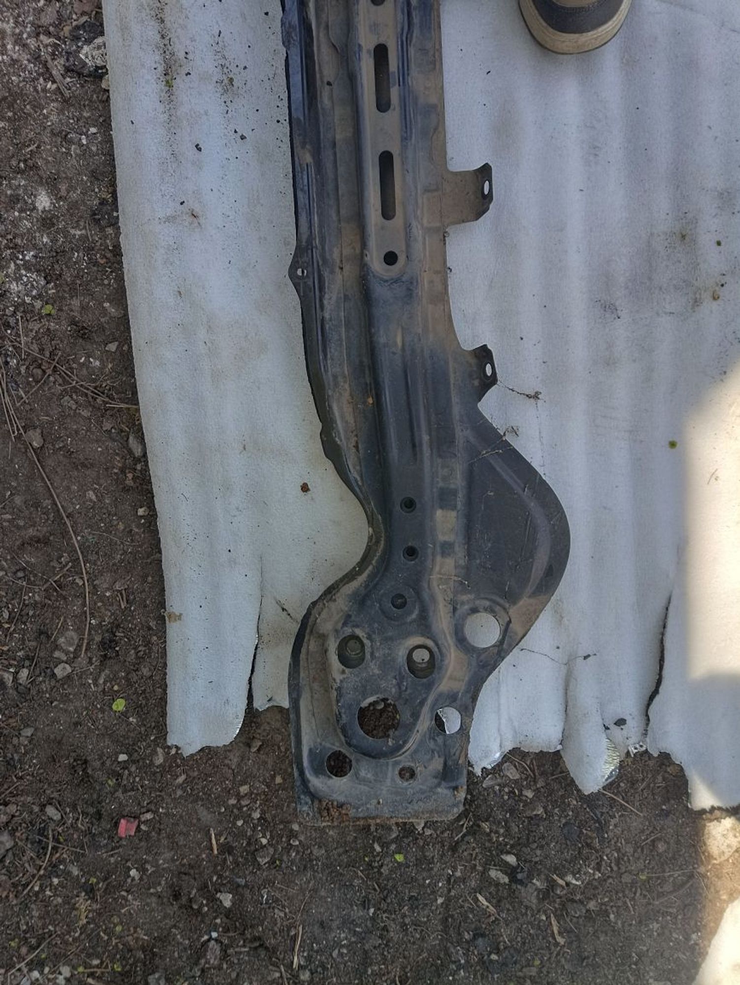 https://ycs.partsauto.market/partsauto-images/thmbs/userImages/a19a1494006c0851879c8cd6f3827d7d/part/656318f3-0a87-4542-bc4f-6f80c76565ff_1777532898718.jpg