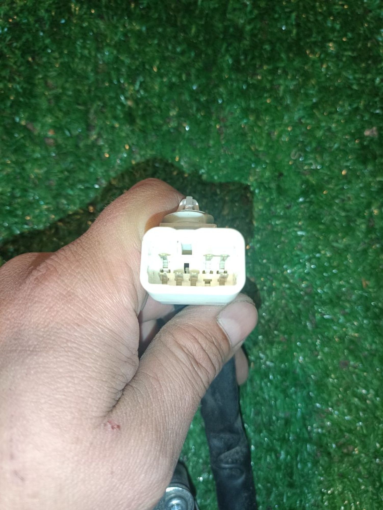 https://ycs.partsauto.market/partsauto-images/thmbs/userImages/a19a1494006c0851879c8cd6f3827d7d/part/676f7433-5b02-4906-bfd2-a10cfec0ef43_1776955440103.jpg