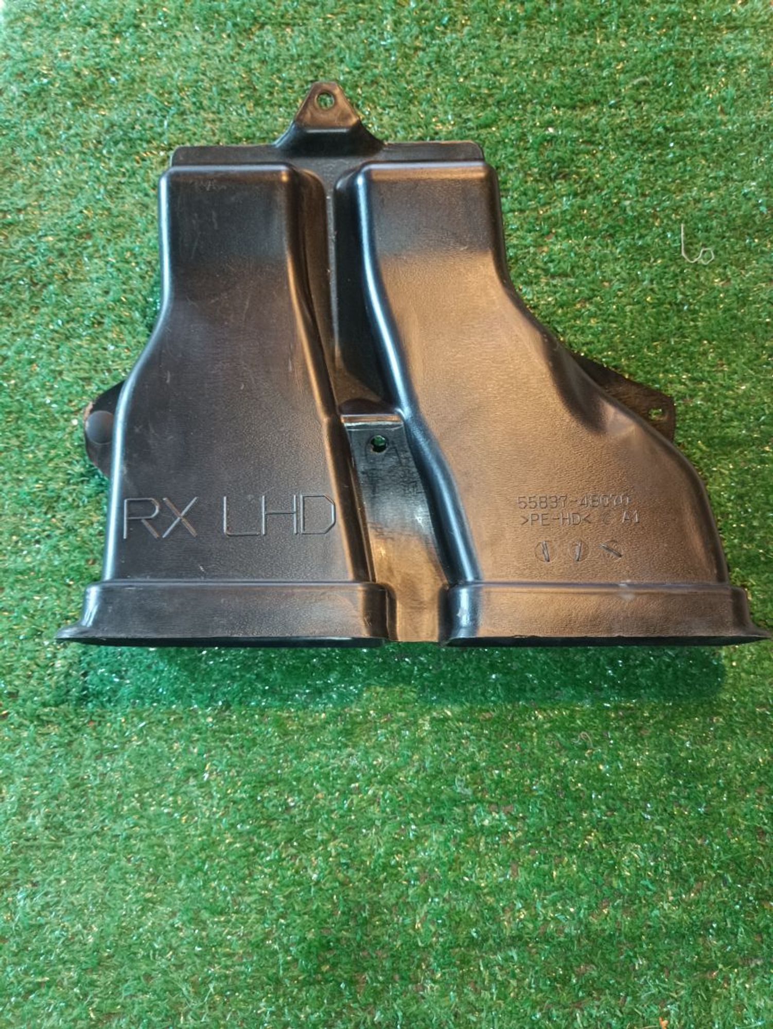 https://ycs.partsauto.market/partsauto-images/thmbs/userImages/a19a1494006c0851879c8cd6f3827d7d/part/67aed3e0-c806-4bc6-b33b-42429dc3d312_1776699237957.jpg