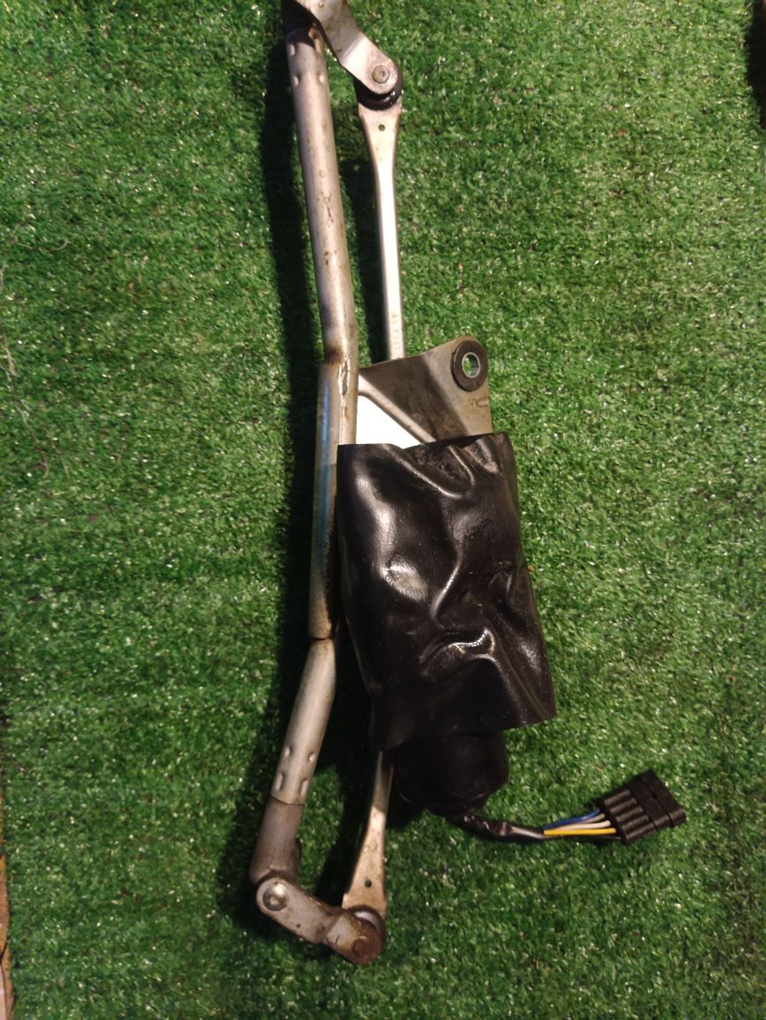 https://ycs.partsauto.market/partsauto-images/thmbs/userImages/a19a1494006c0851879c8cd6f3827d7d/part/6ce22535-a56d-41dc-9fde-146be205f24b_1784997199259.jpg